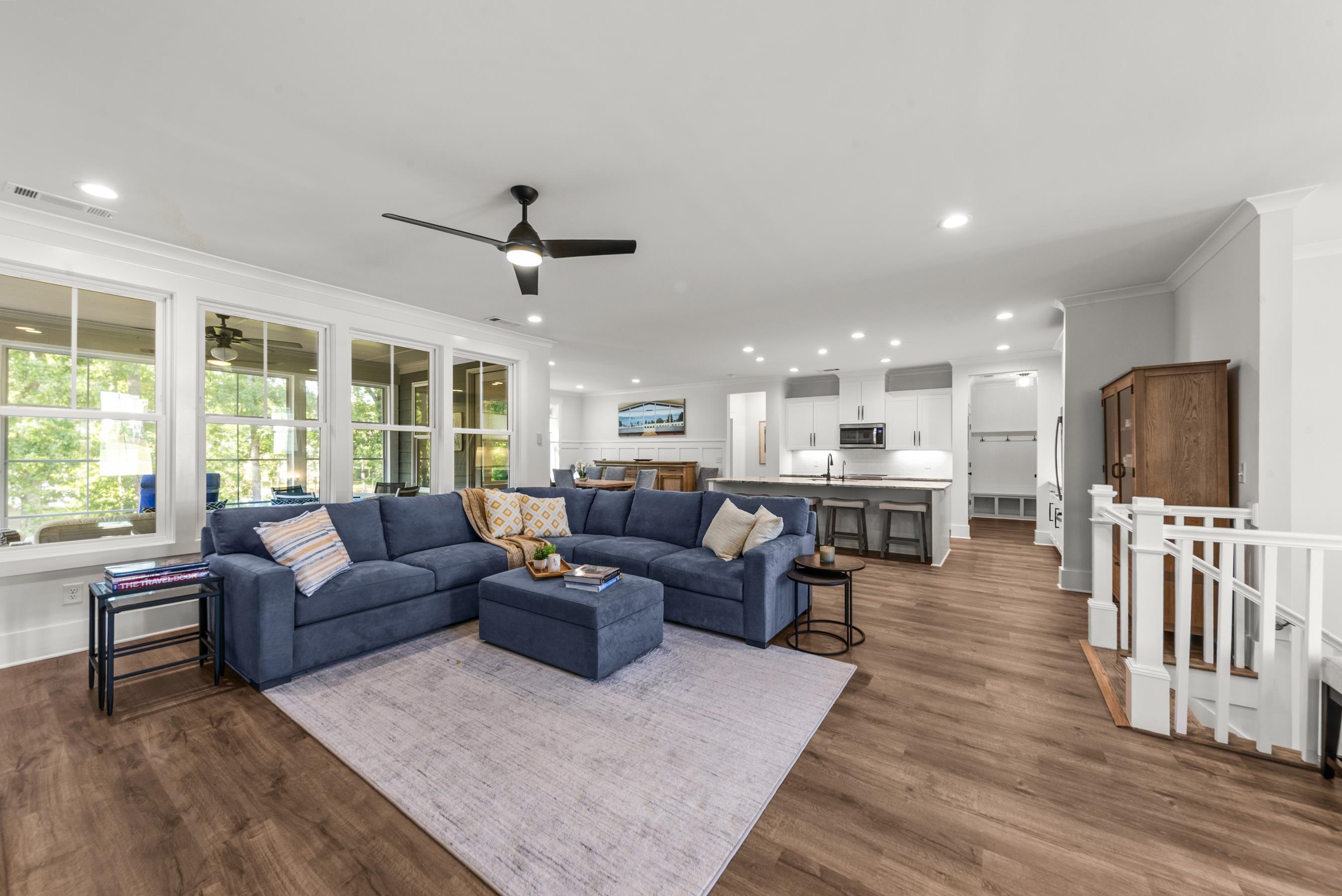 1100 HIDDEN HILLS CIRCLE