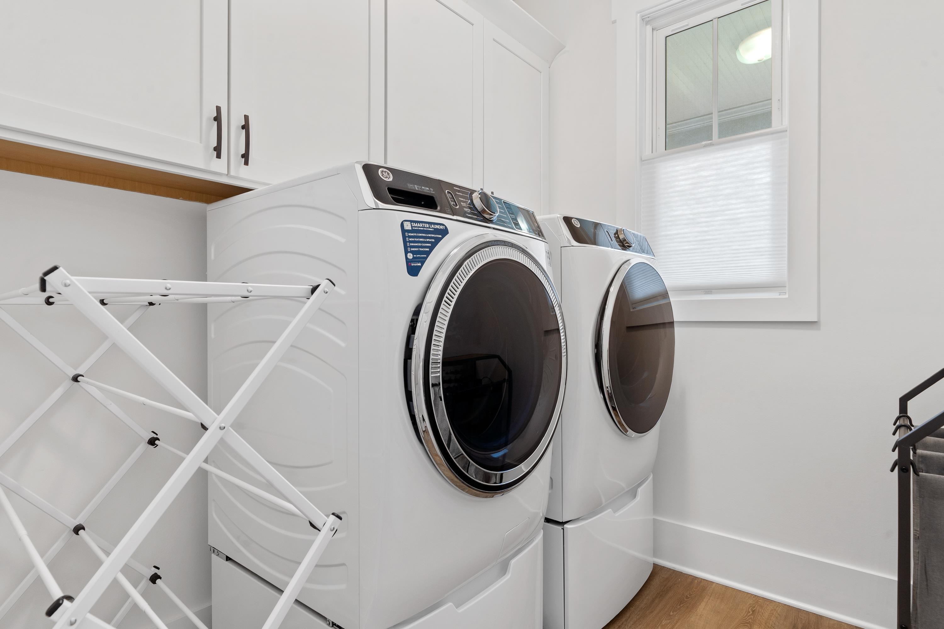 1100 HIDDEN HILLS CIRCLE