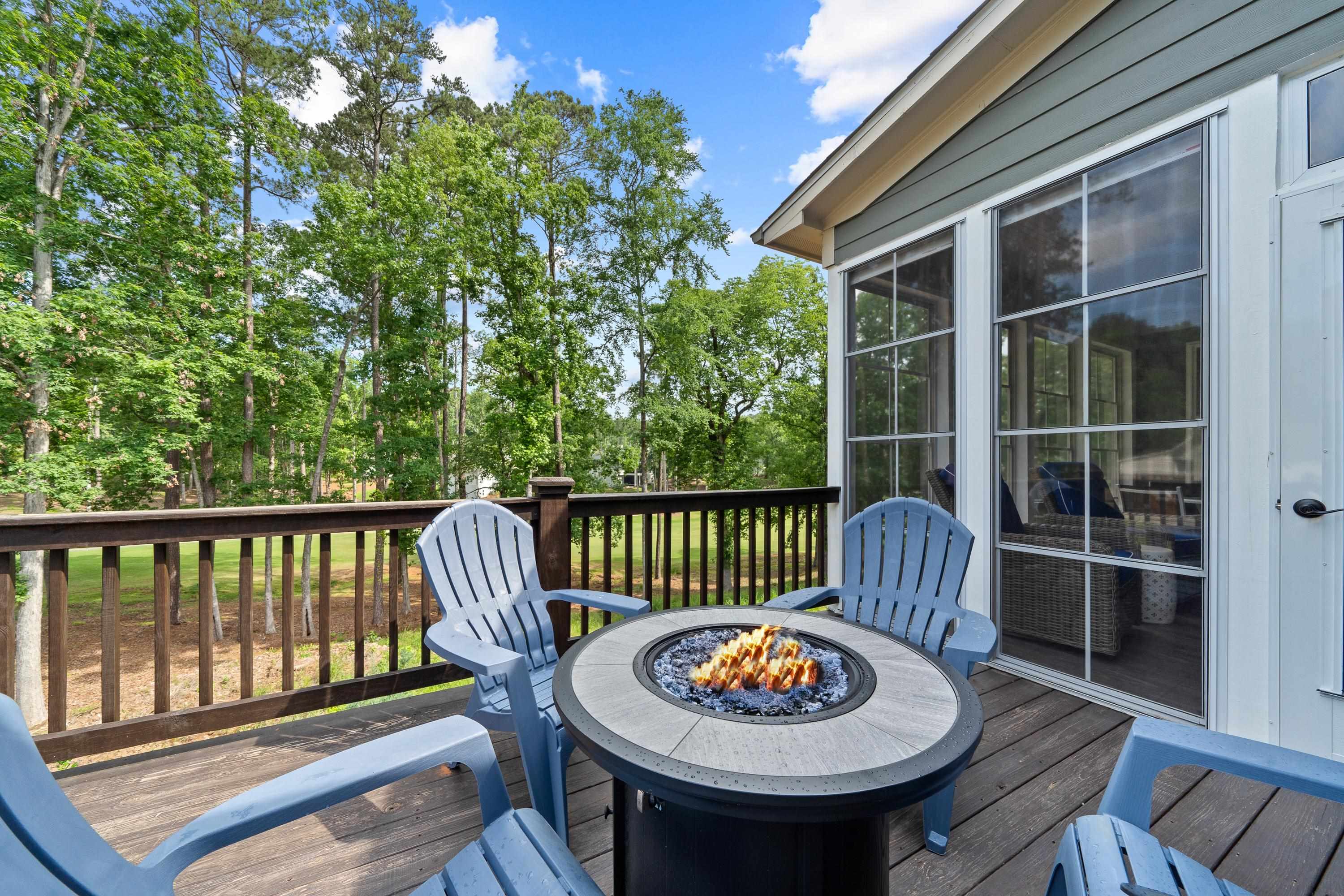 1100 HIDDEN HILLS CIRCLE