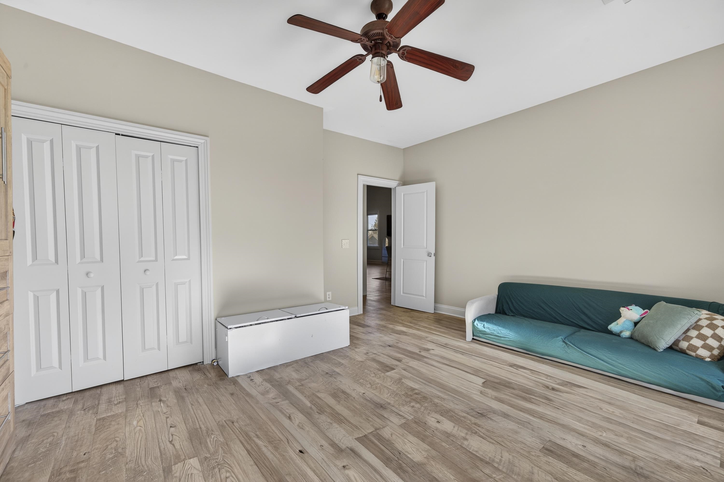 1030 MIRA VISTA COVE