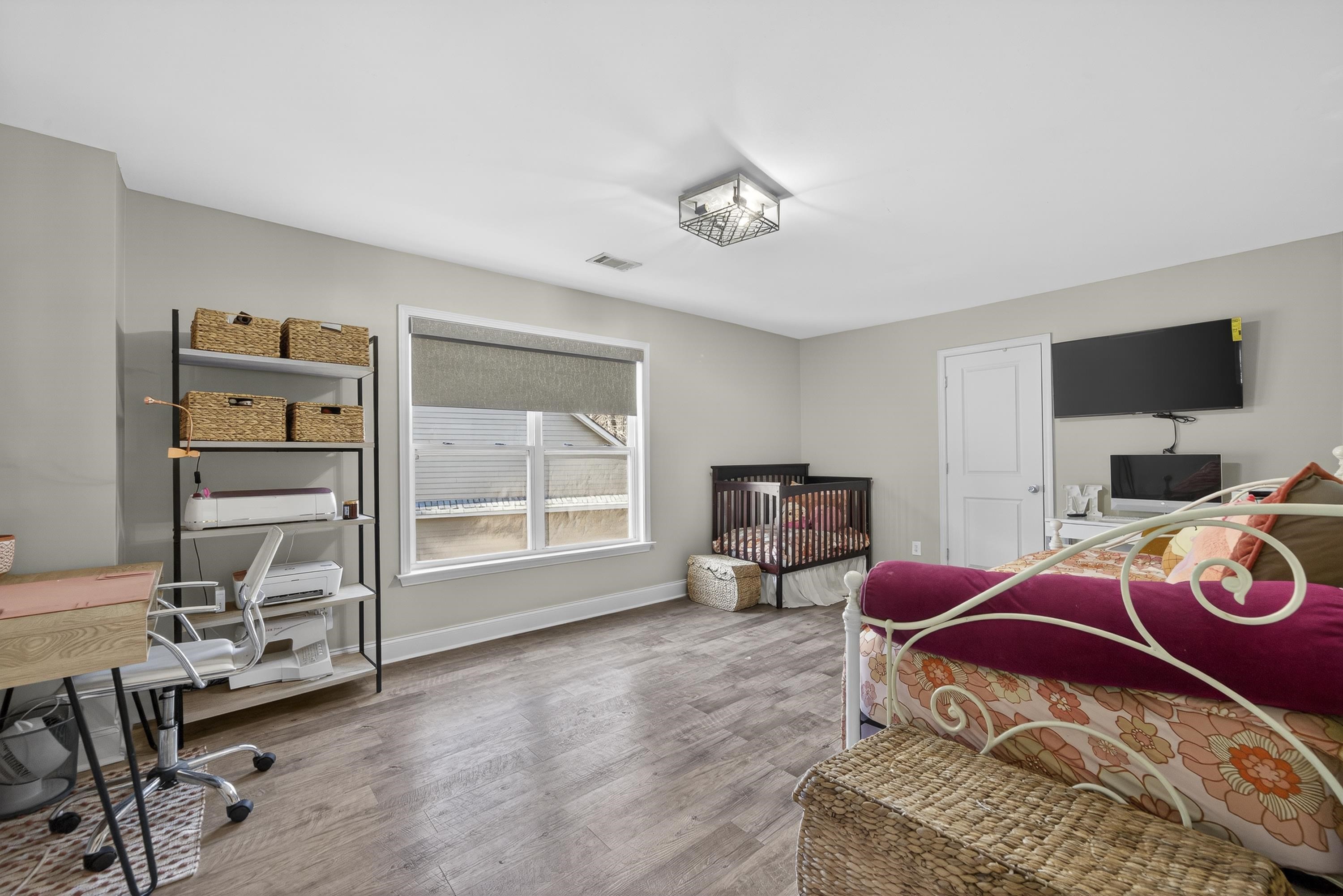 1030 MIRA VISTA COVE