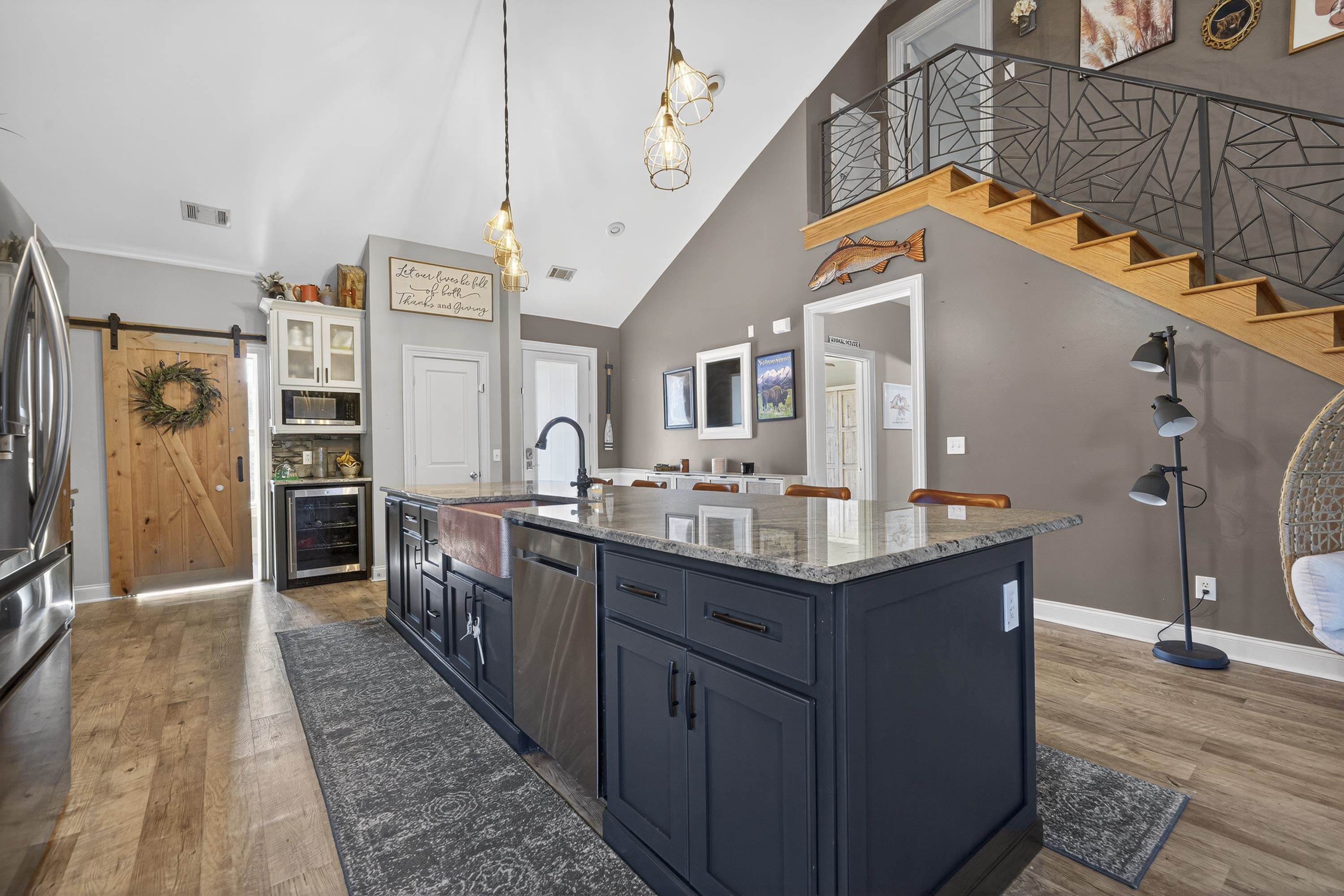 1030 MIRA VISTA COVE