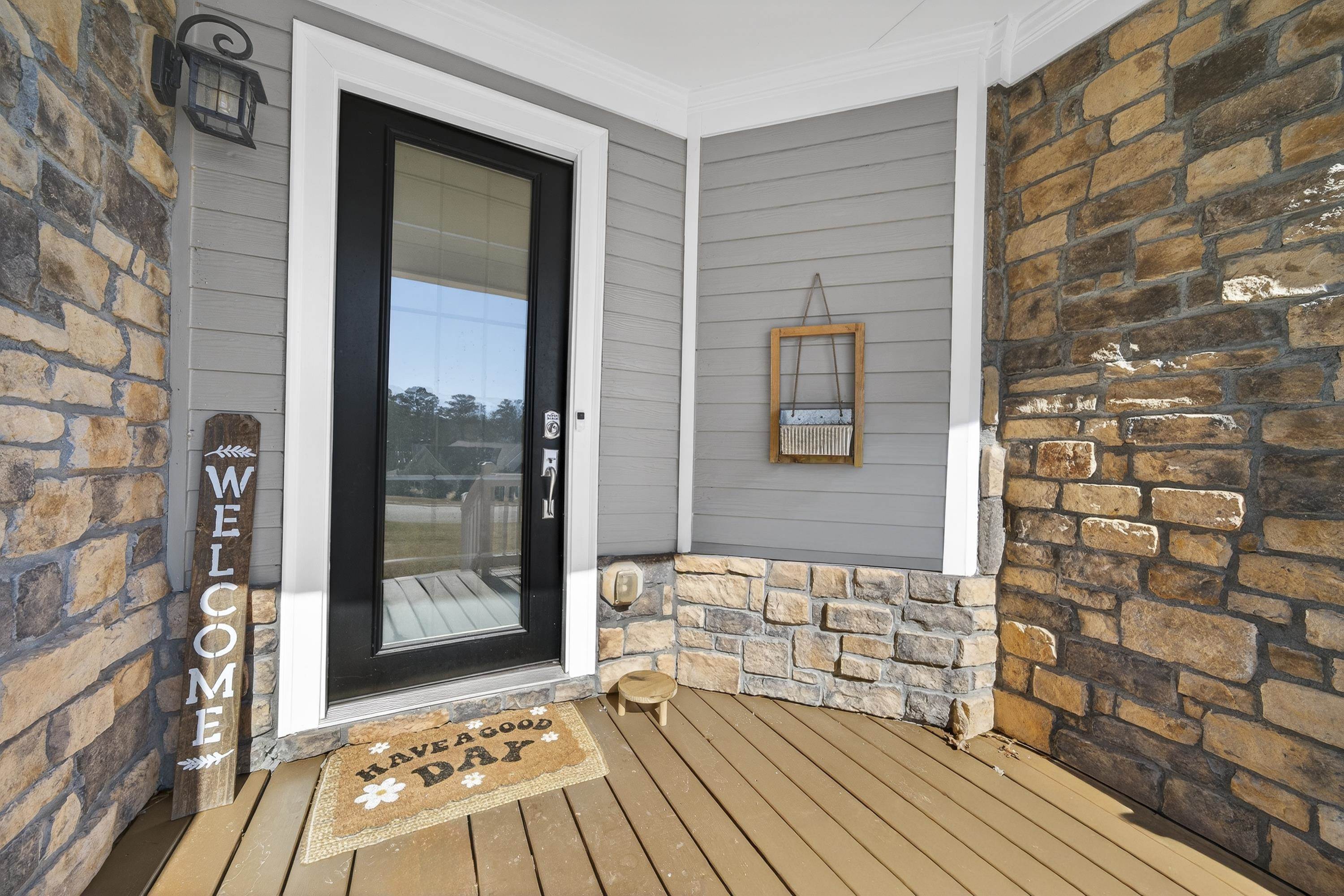 1030 MIRA VISTA COVE