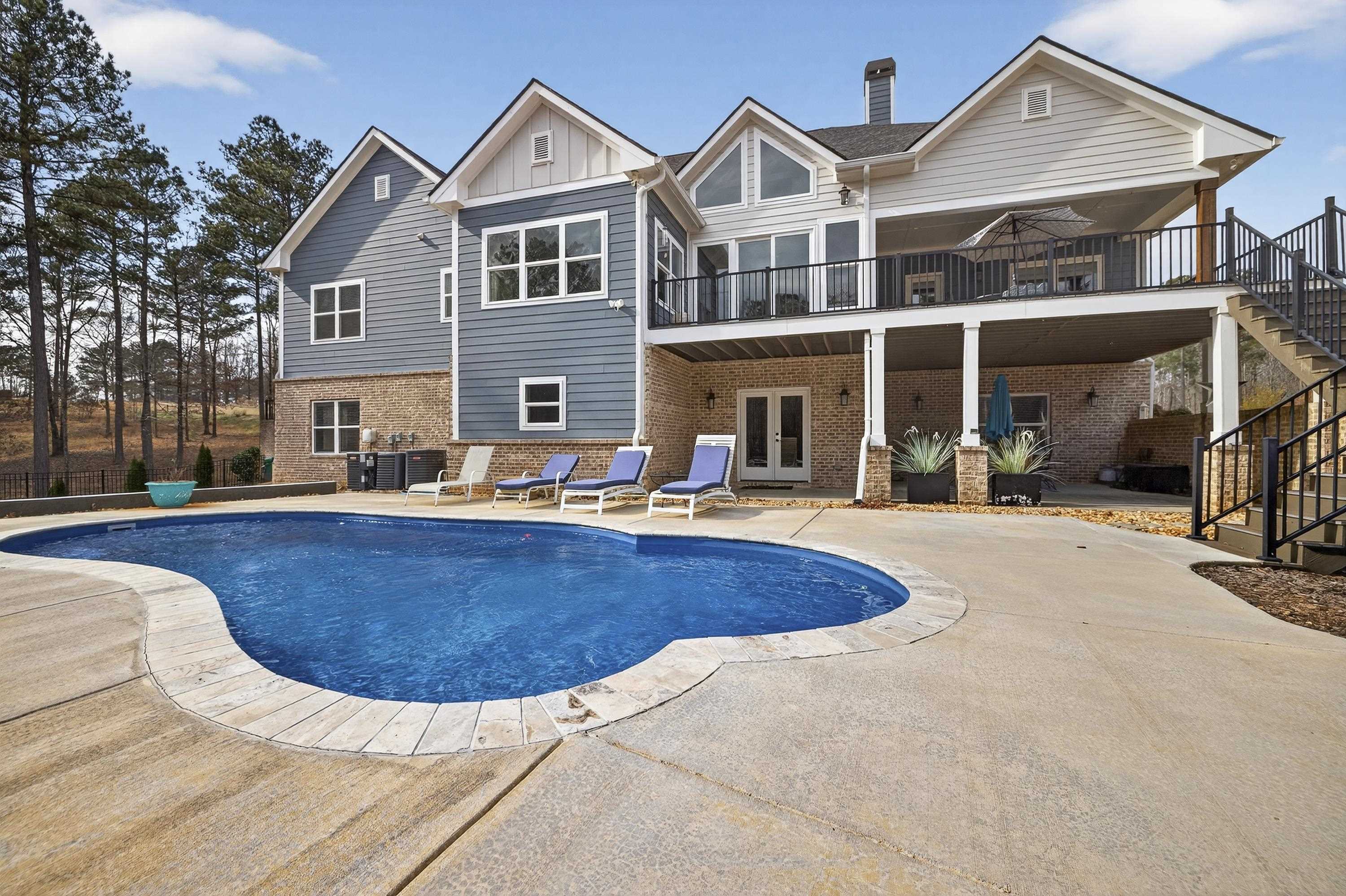 122 HARMONY BAY DRIVE