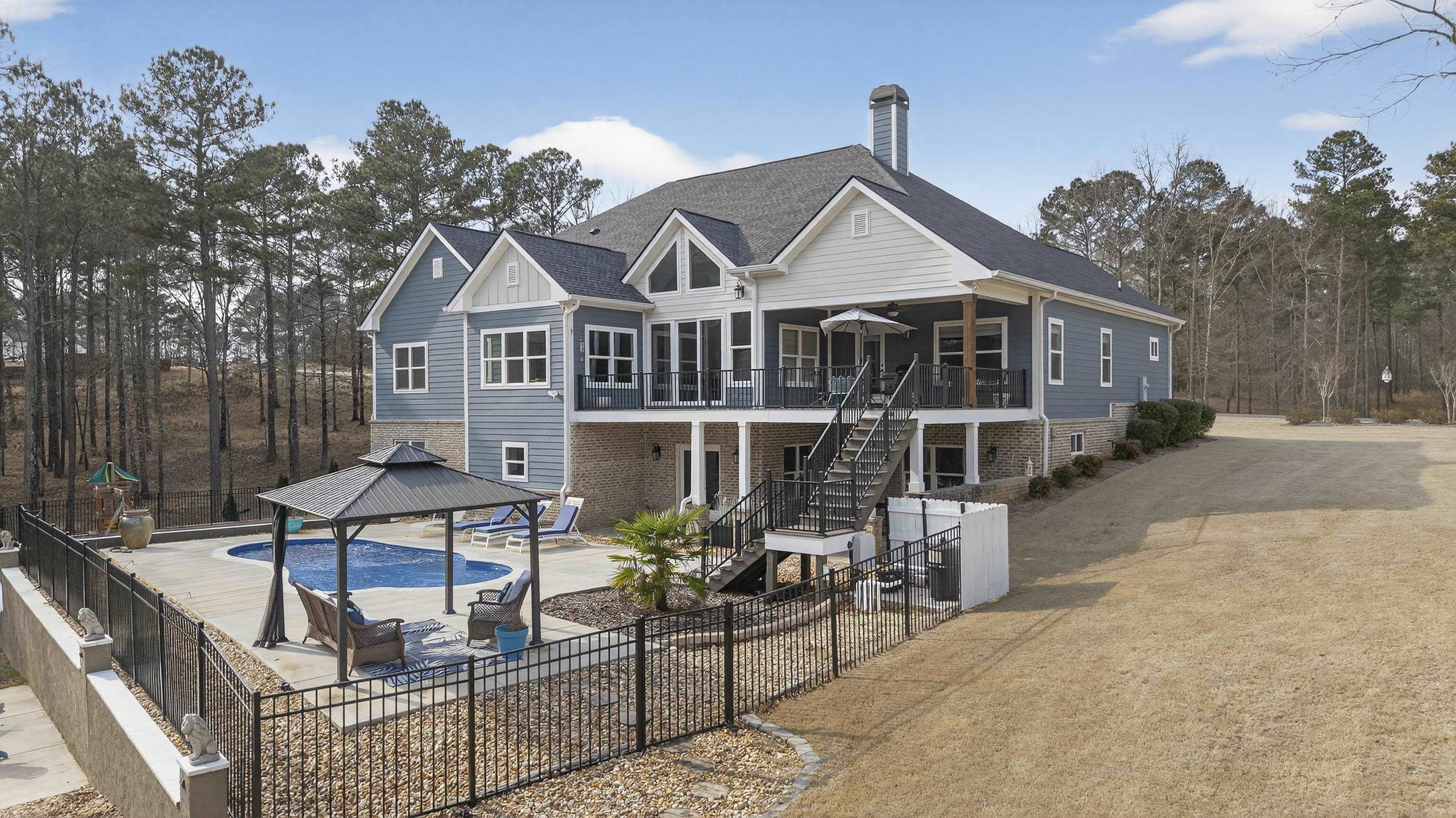 122 HARMONY BAY DRIVE