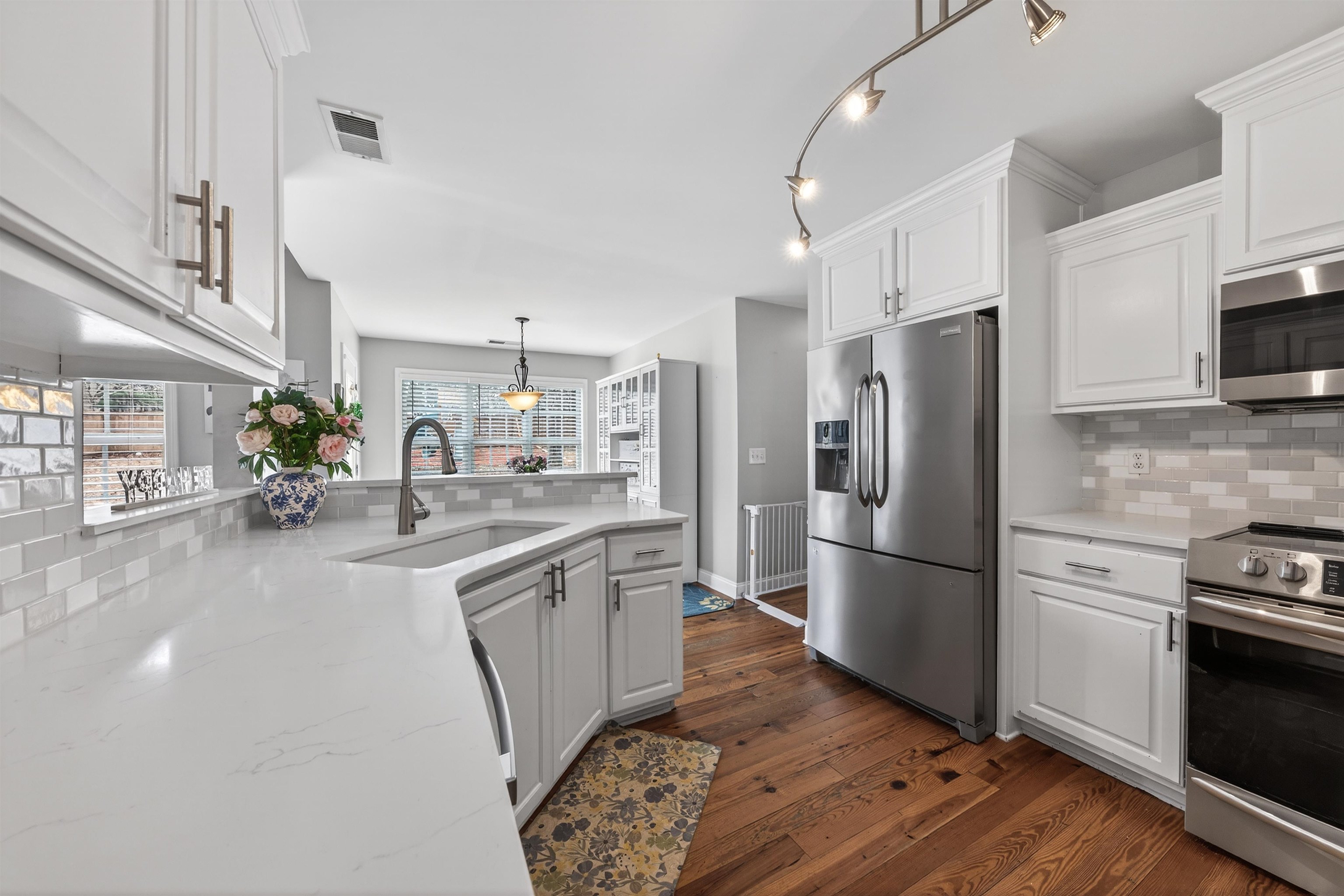 1111 WHISPERING LAKES DRIVE