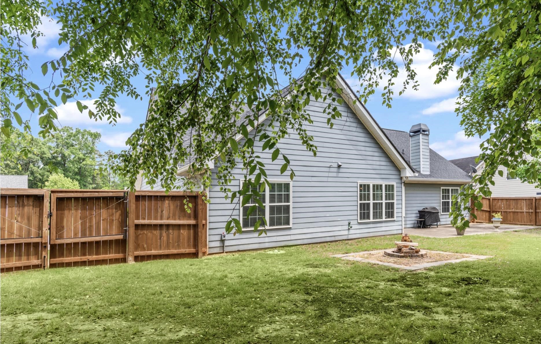 1111 WHISPERING LAKES DRIVE