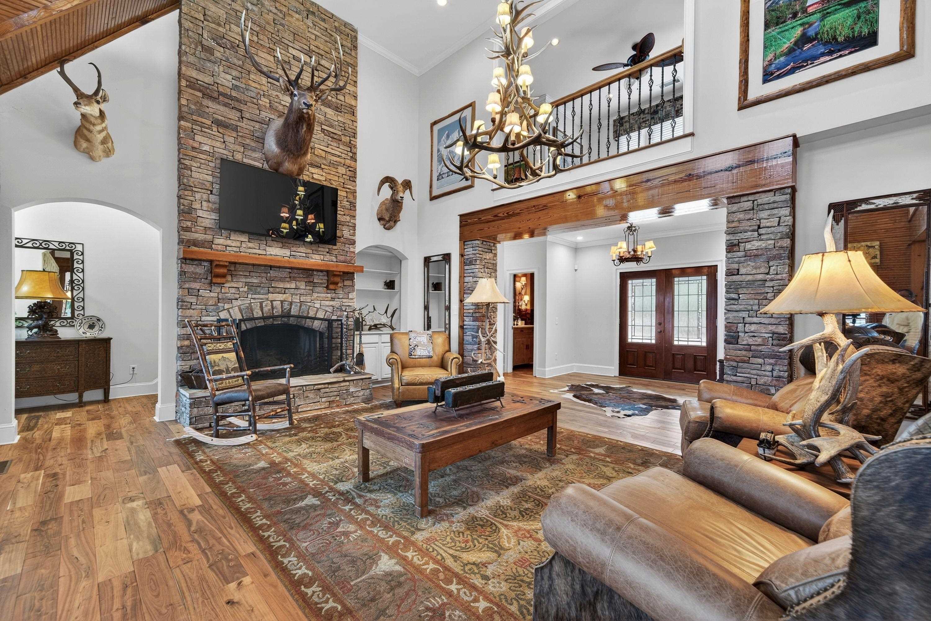 122 SEBASTIAN DRIVE