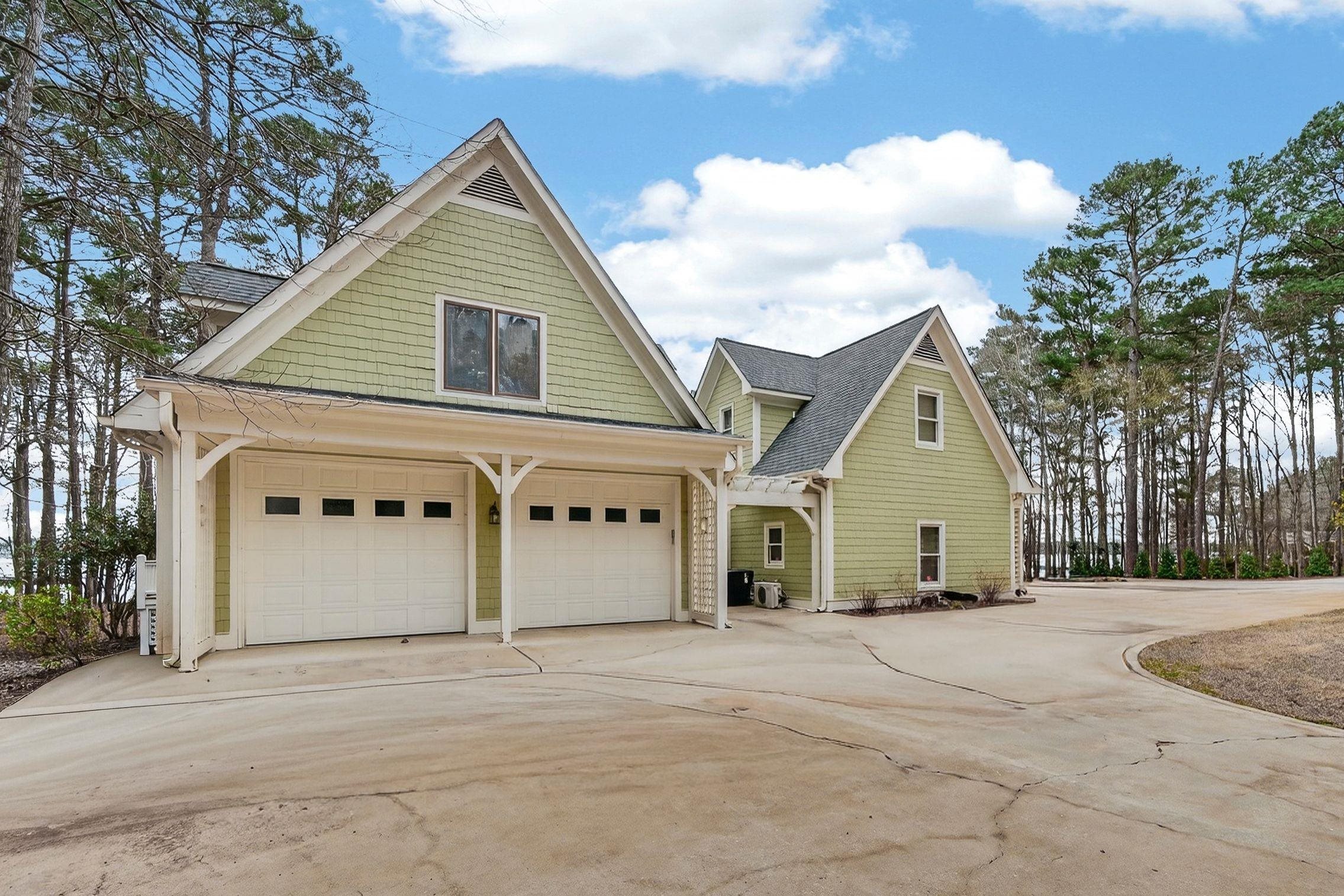 122 SEBASTIAN DRIVE