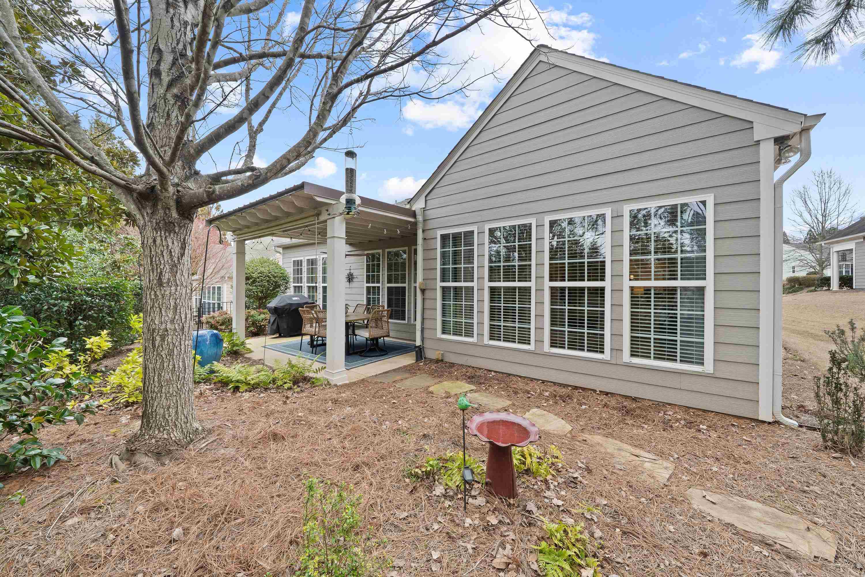 1011 CREEKWOOD PLACE