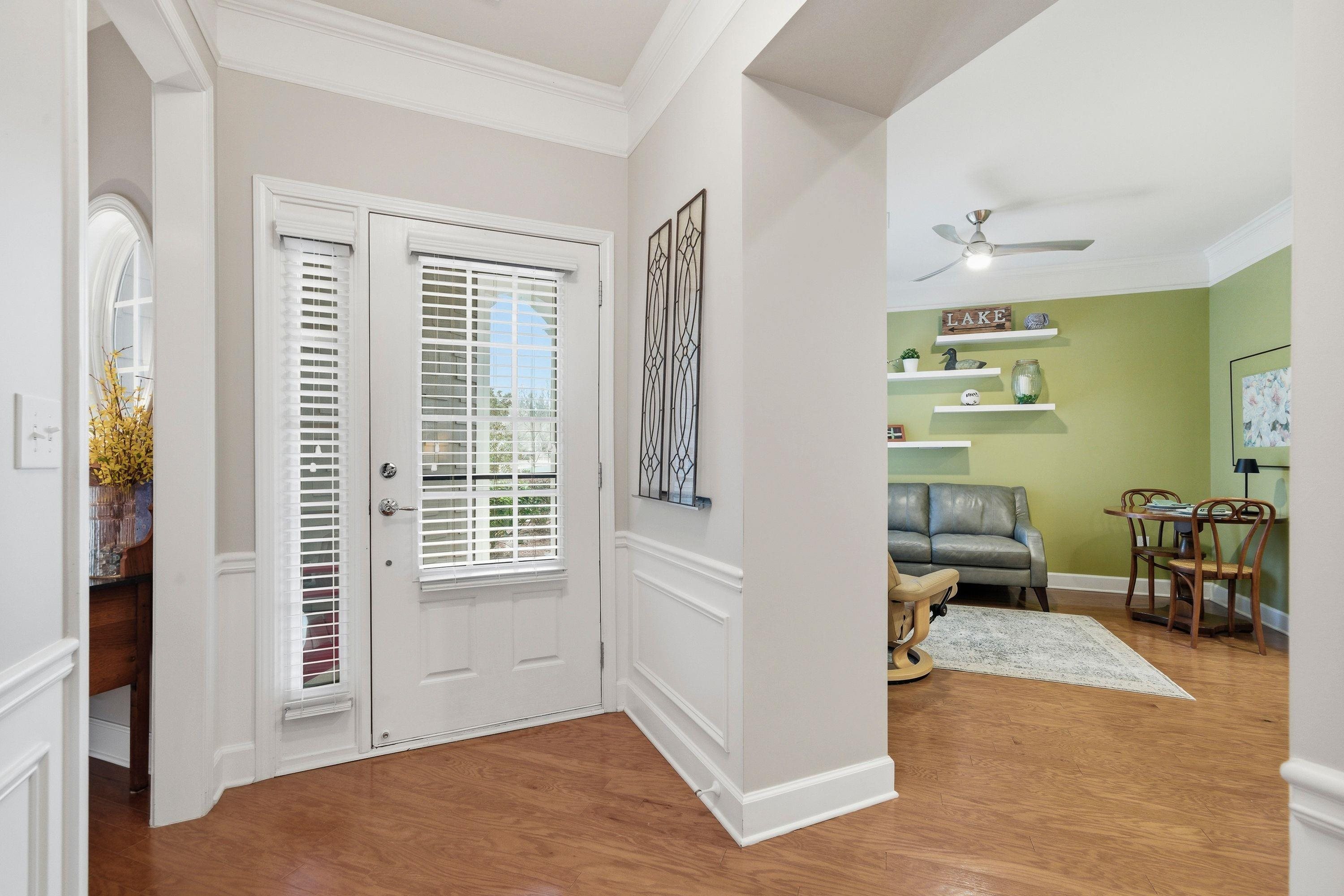 1011 CREEKWOOD PLACE