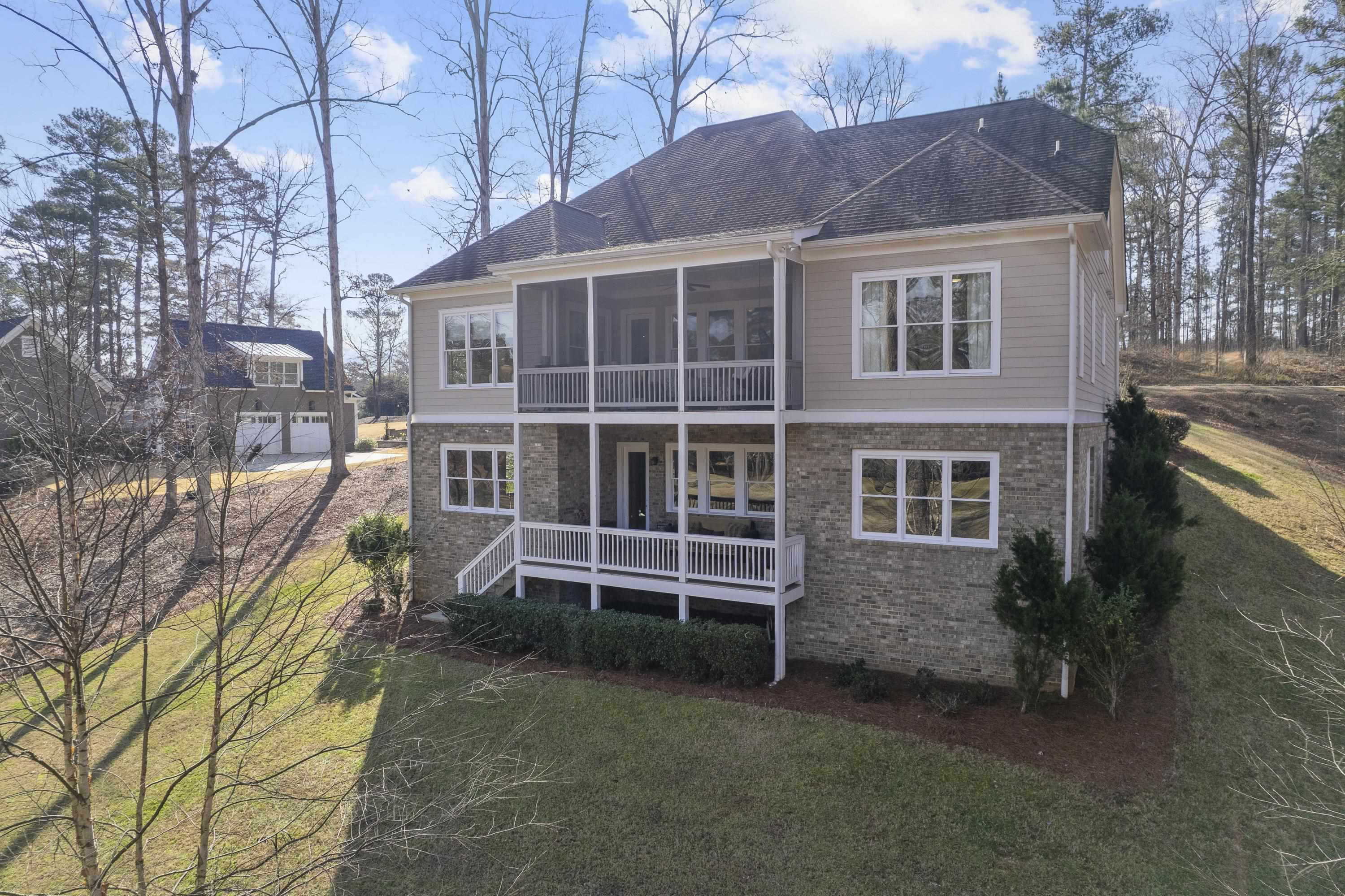 1020 TURNBERRY CIRCLE