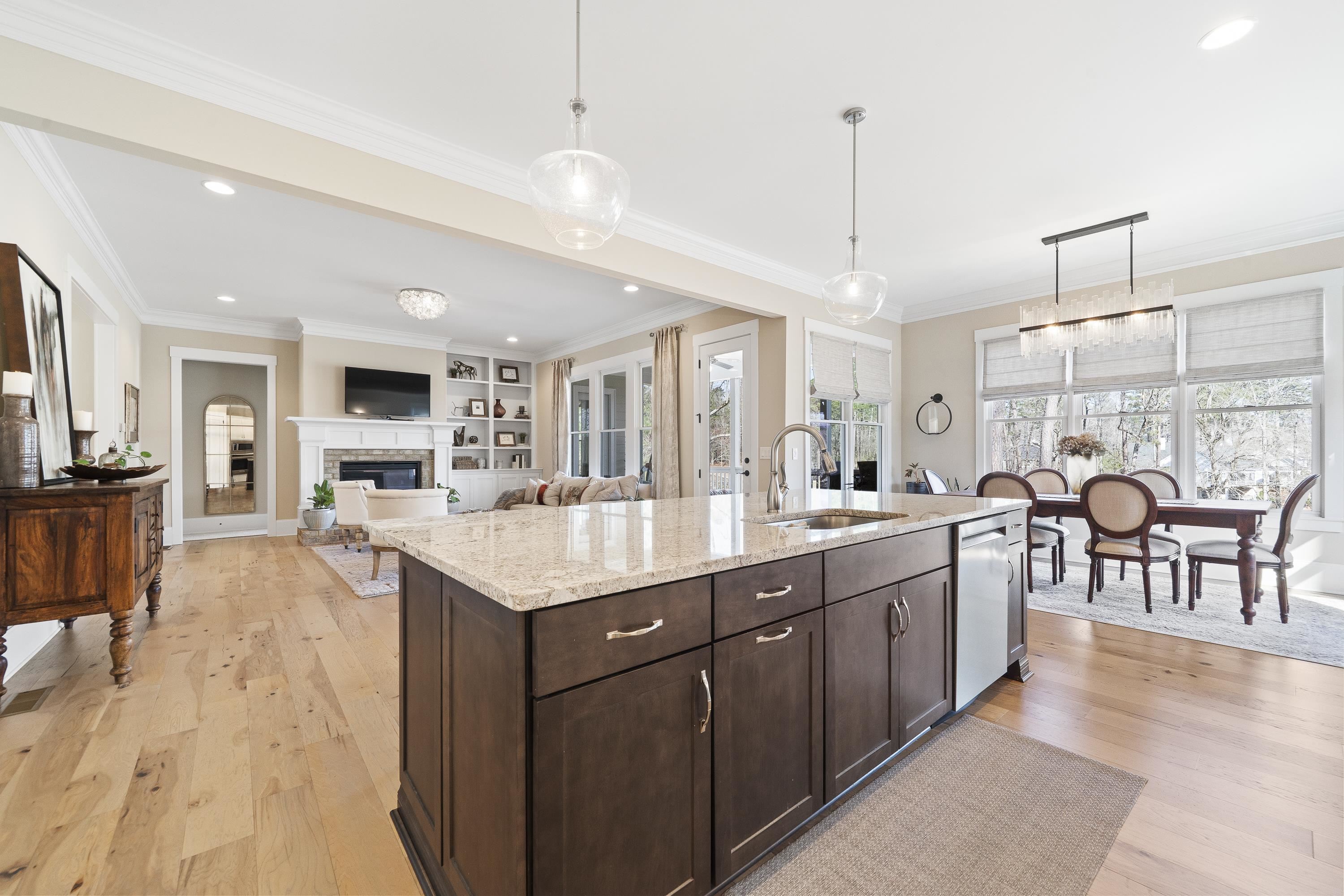 1020 TURNBERRY CIRCLE