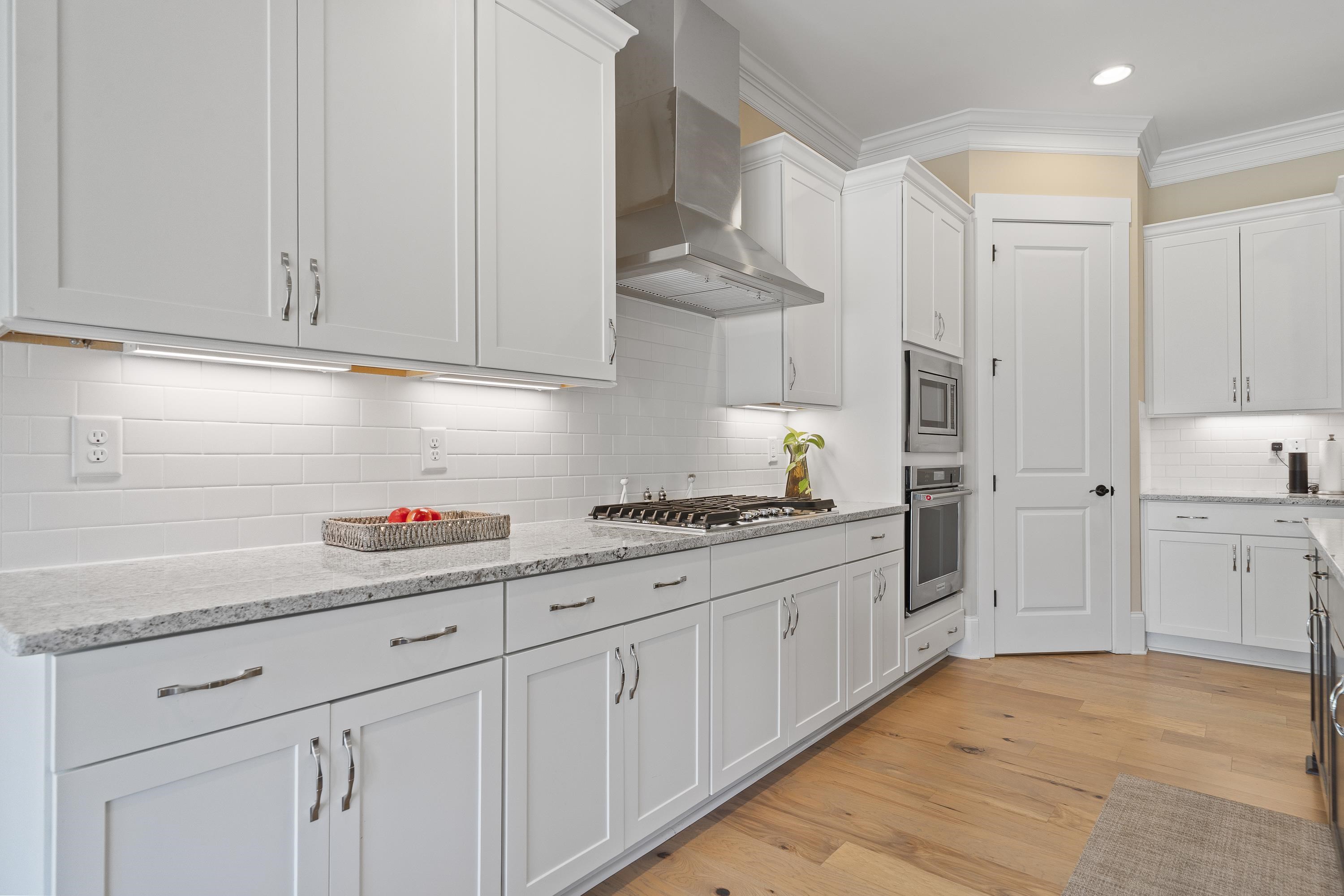 1020 TURNBERRY CIRCLE