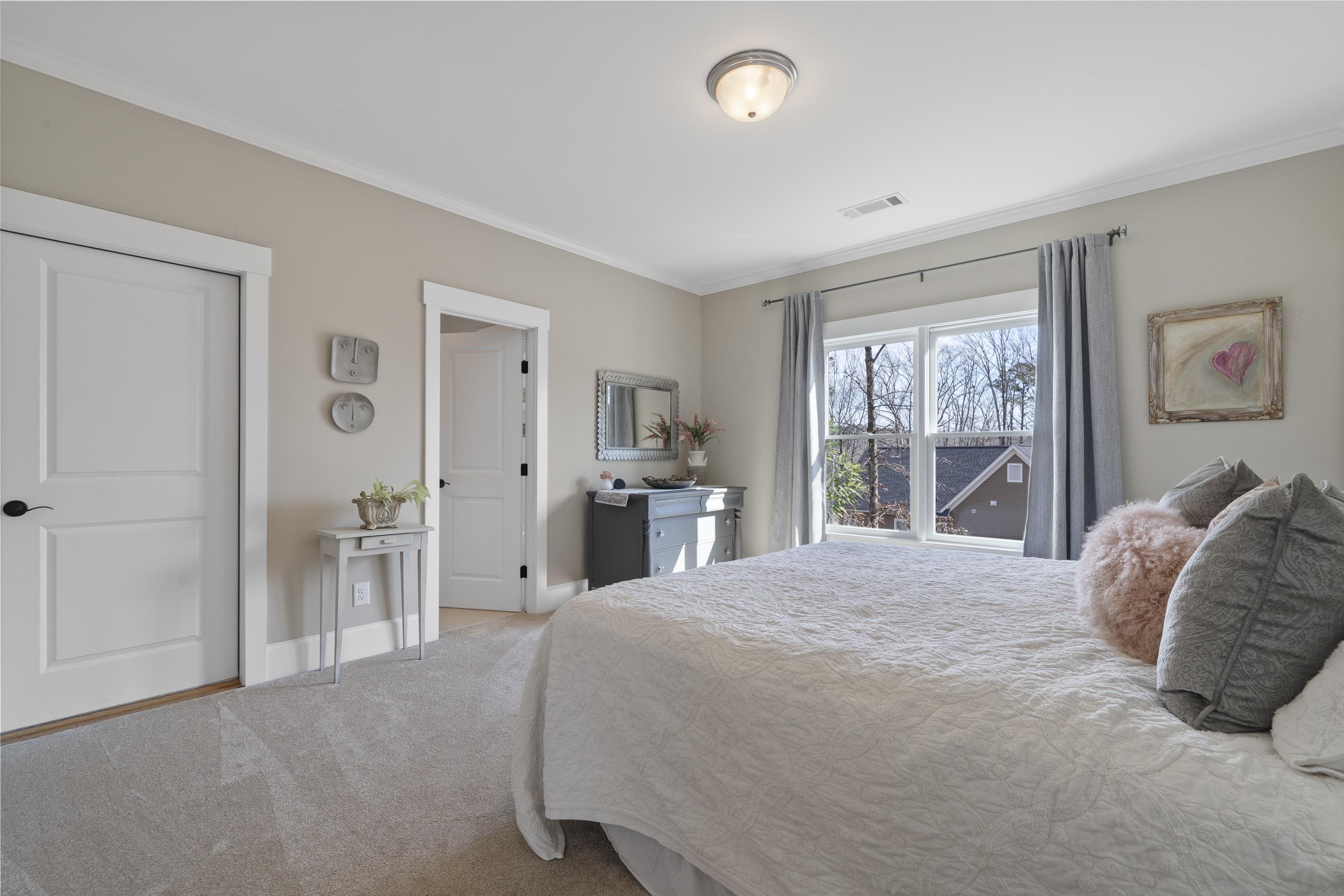 1020 TURNBERRY CIRCLE