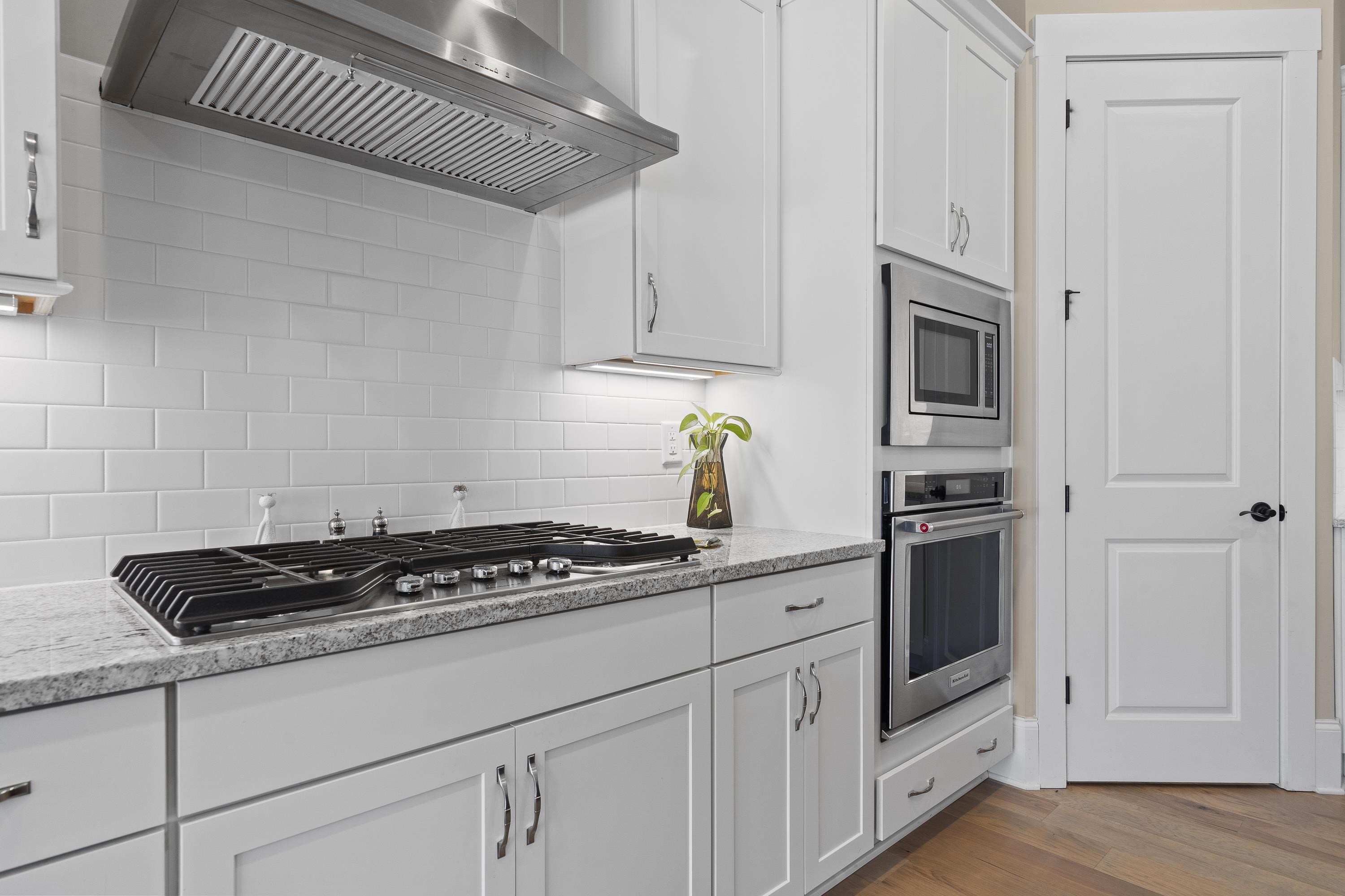 1020 TURNBERRY CIRCLE