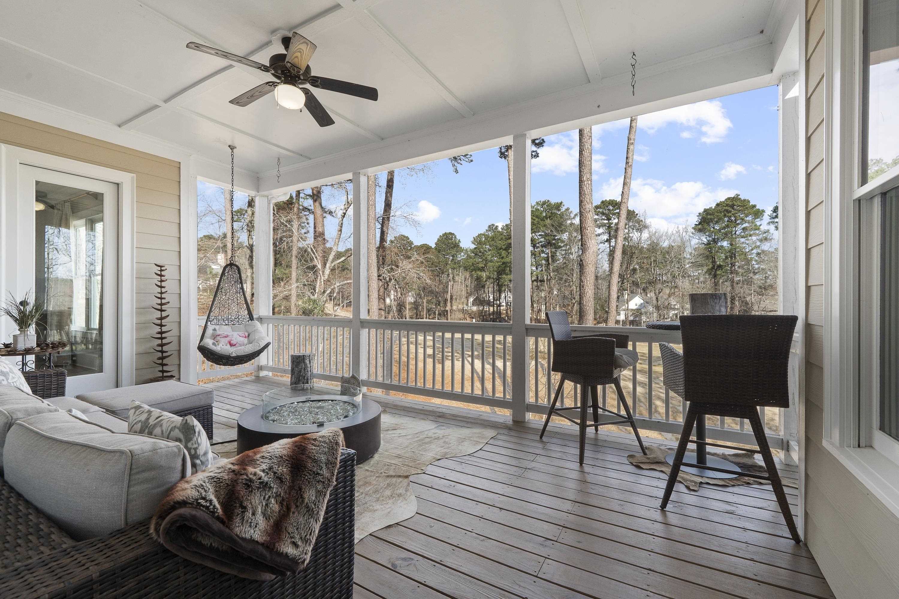 1020 TURNBERRY CIRCLE