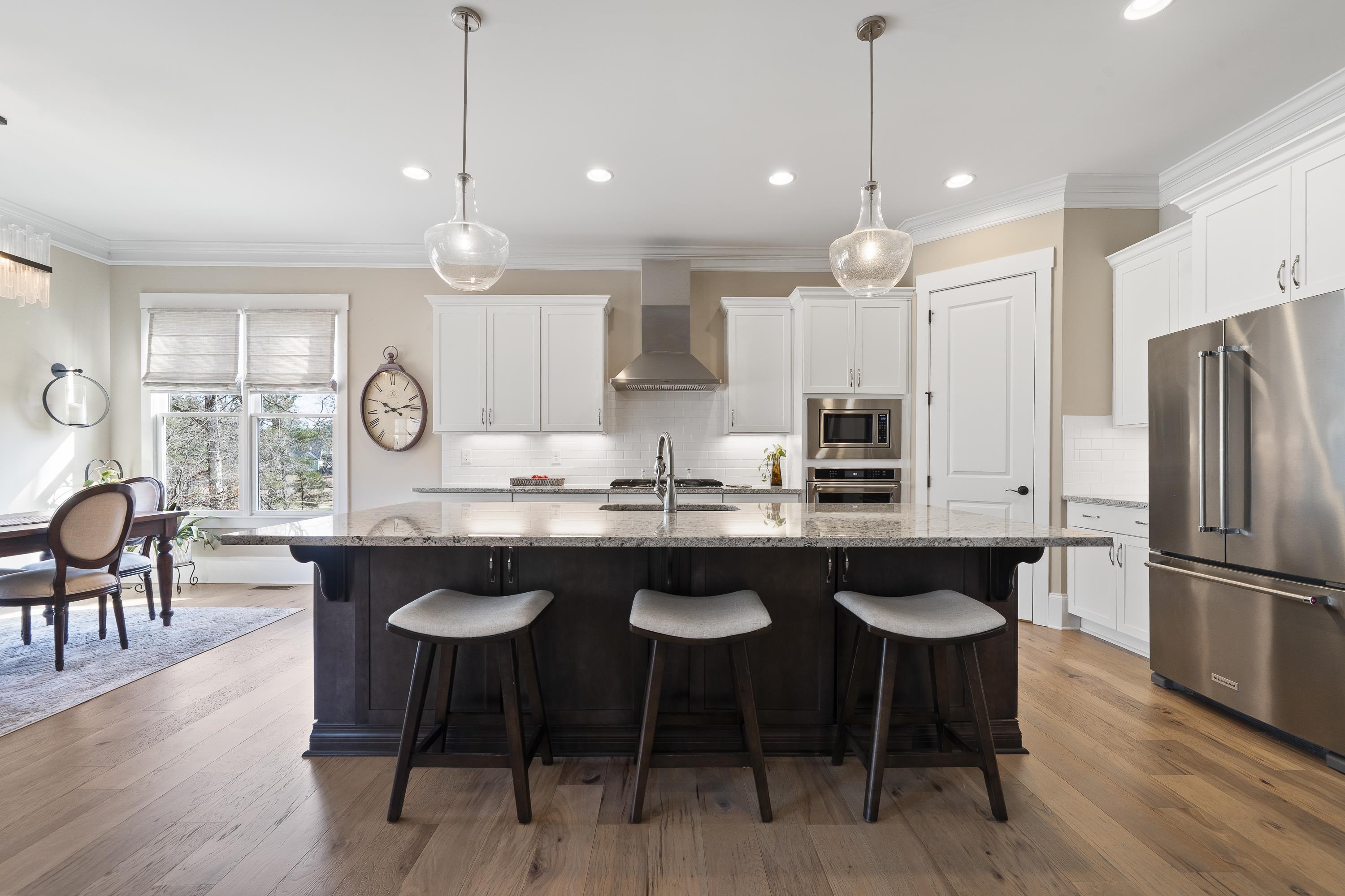 1020 TURNBERRY CIRCLE