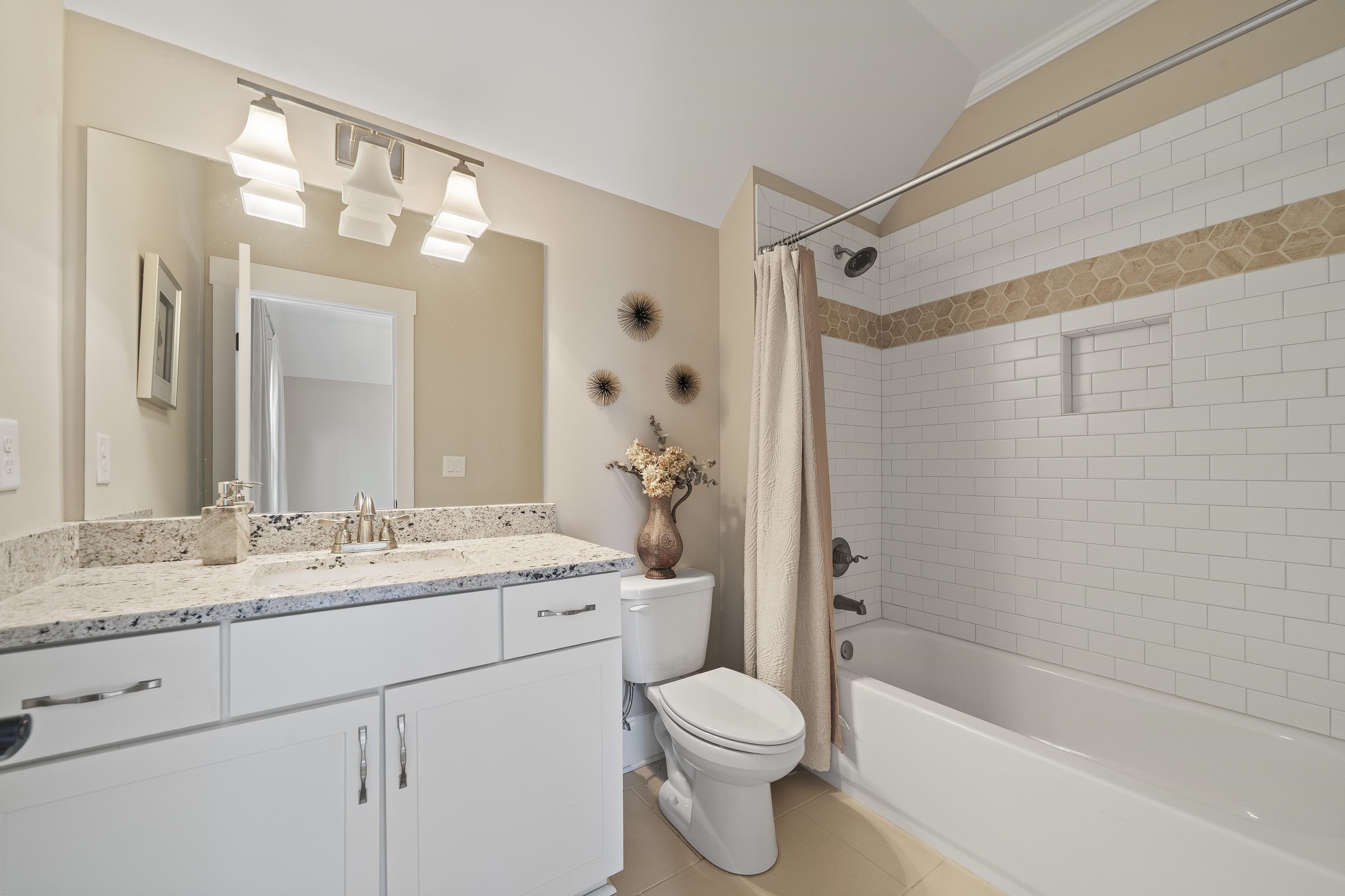 1020 TURNBERRY CIRCLE