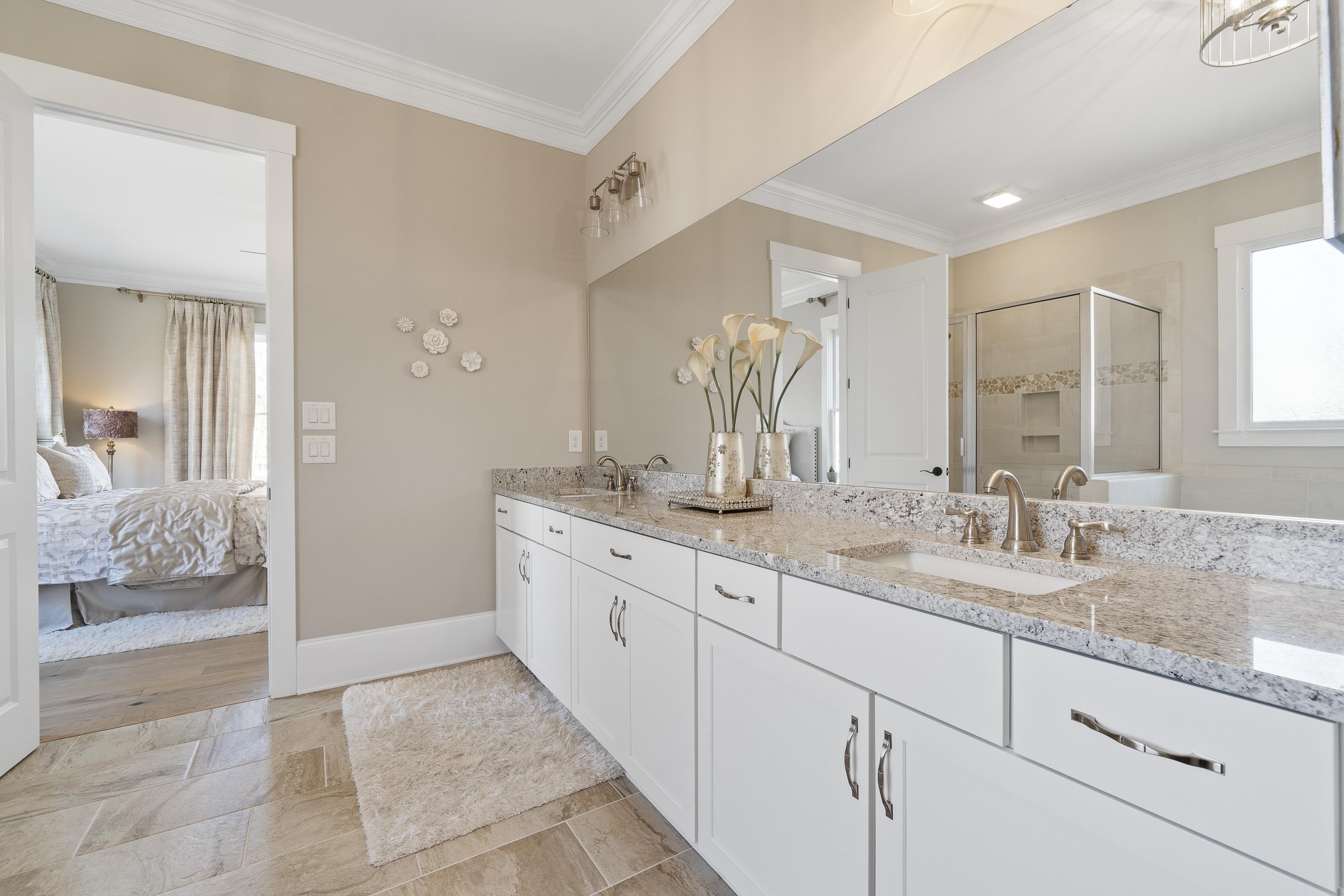 1020 TURNBERRY CIRCLE