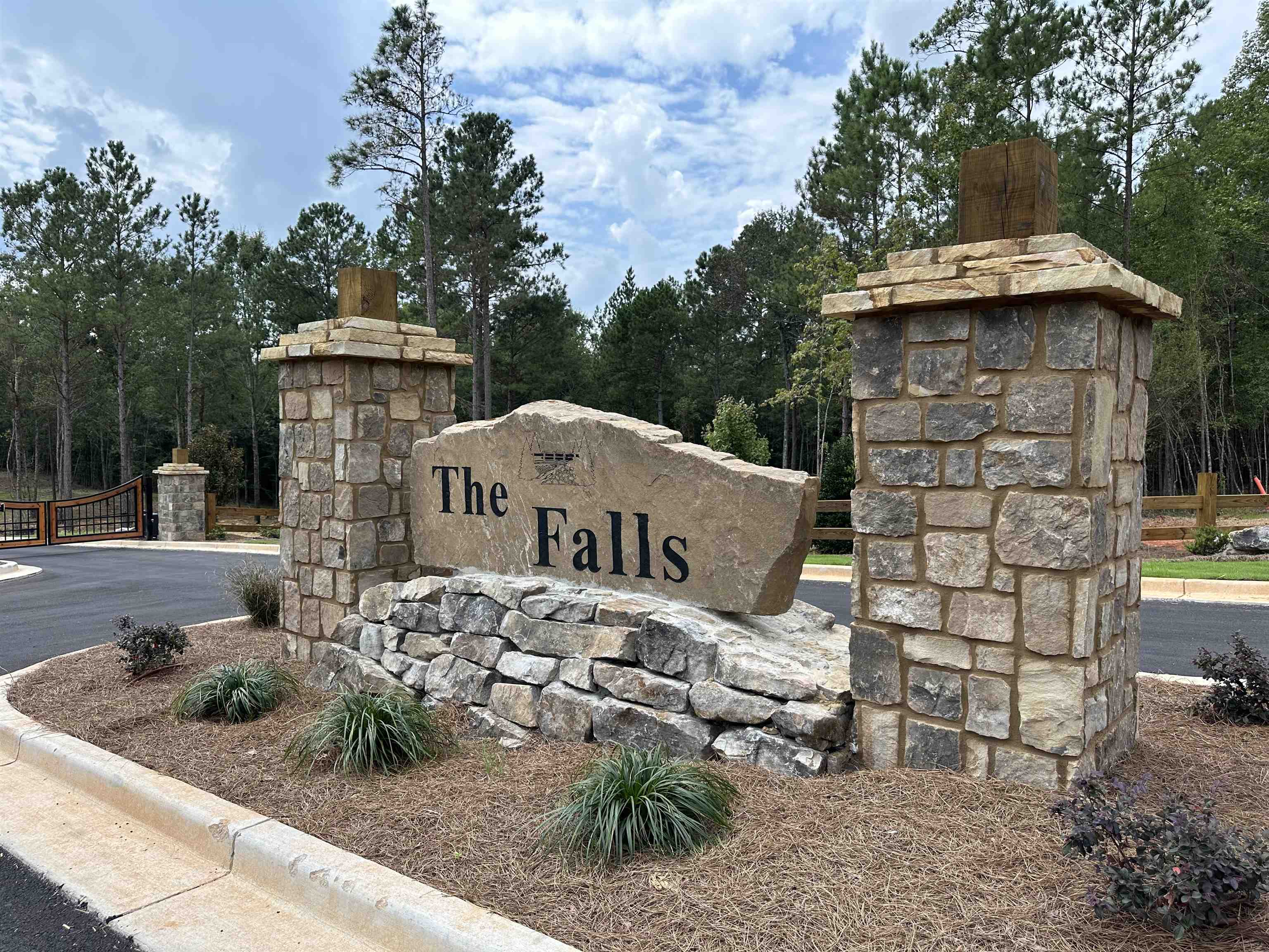 401 WHITE OAK COVE # 61