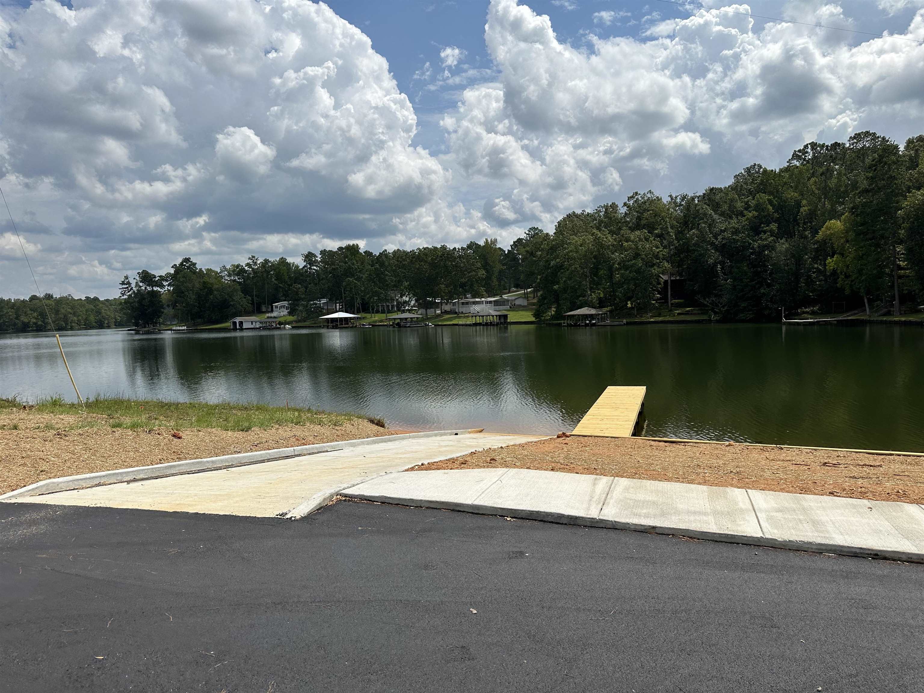 401 WHITE OAK COVE # 61