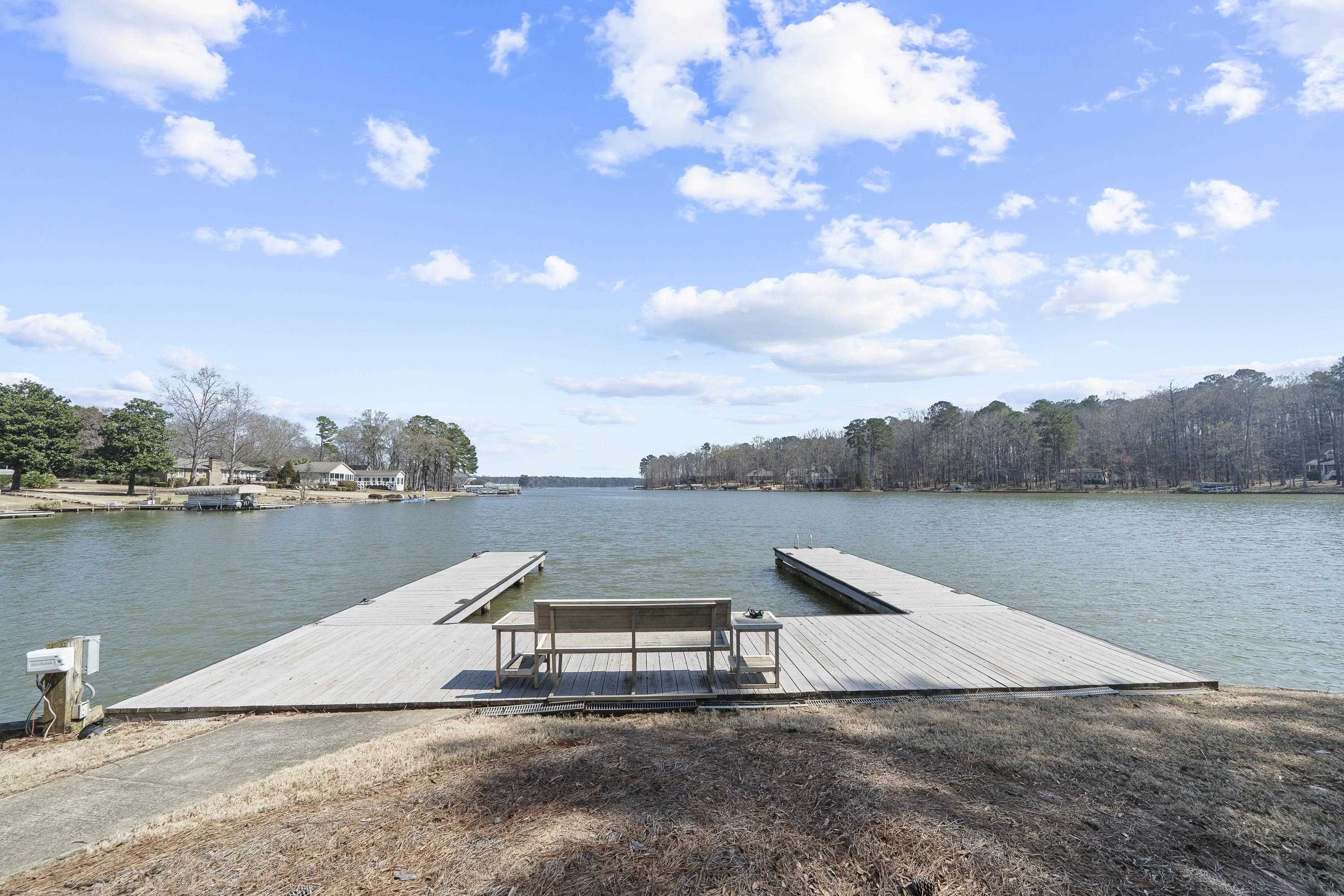 301 PORT LAZ LANE