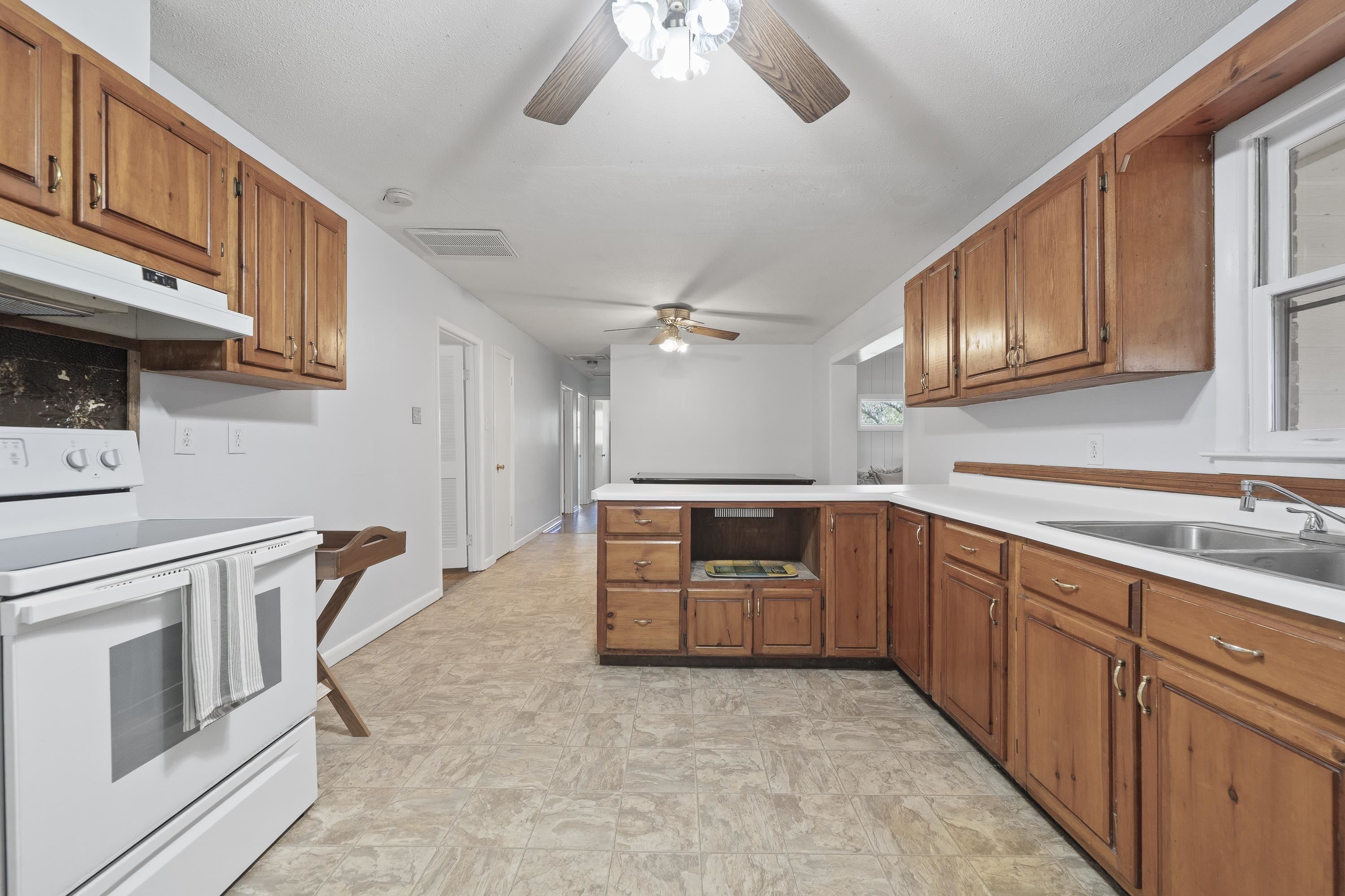 3021 PENFIELD ROAD