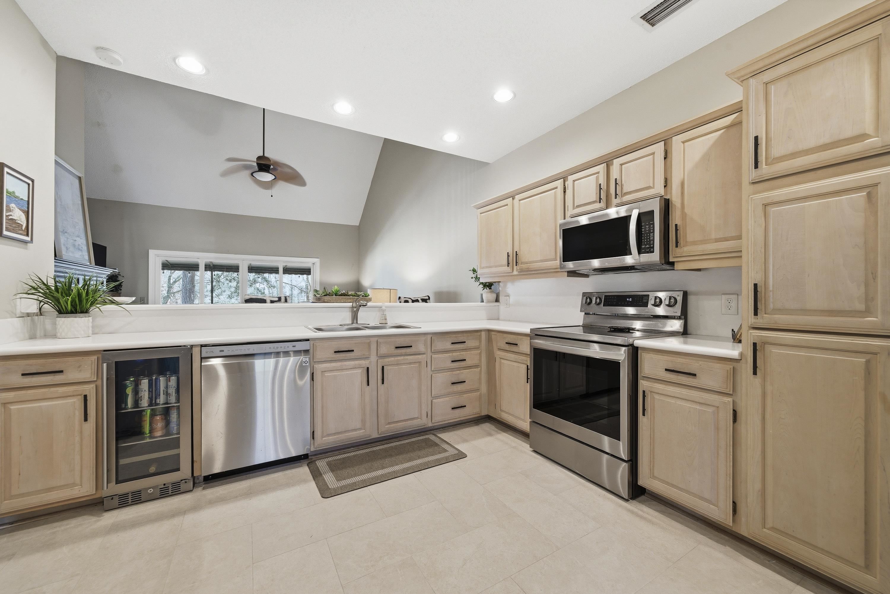 1073 WHARFSIDE COURT