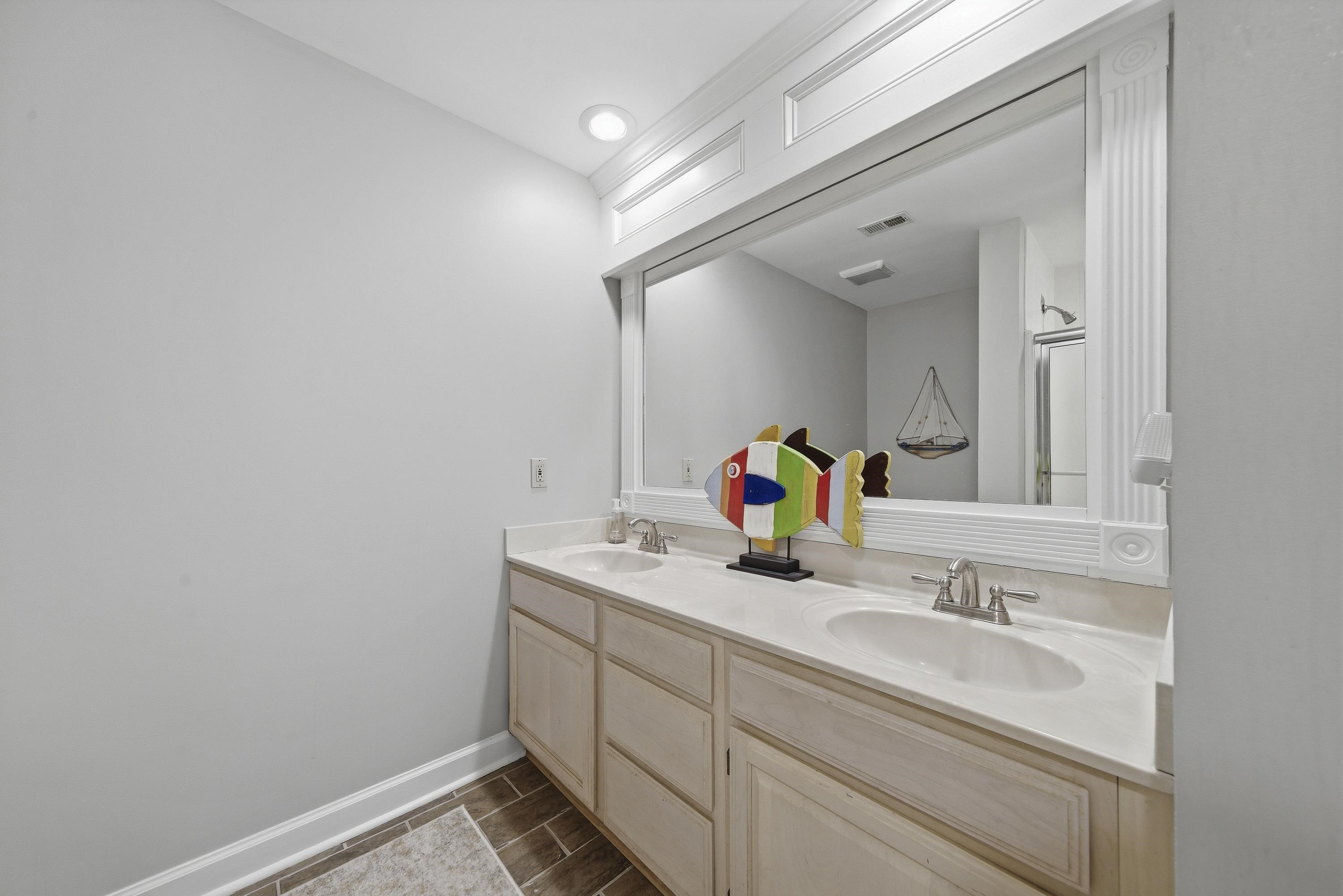 1073 WHARFSIDE COURT