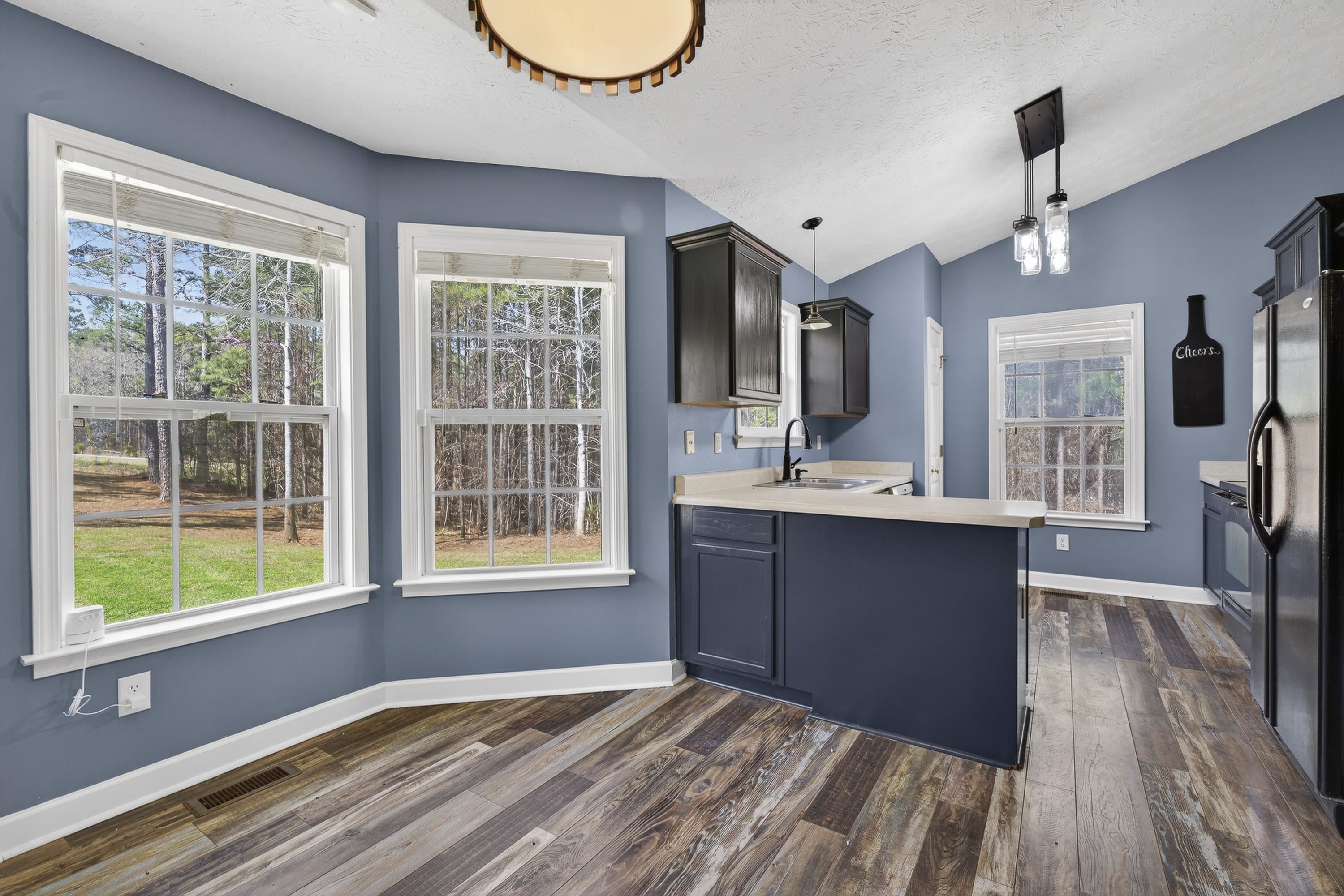 180 ANCHOR POINT DRIVE