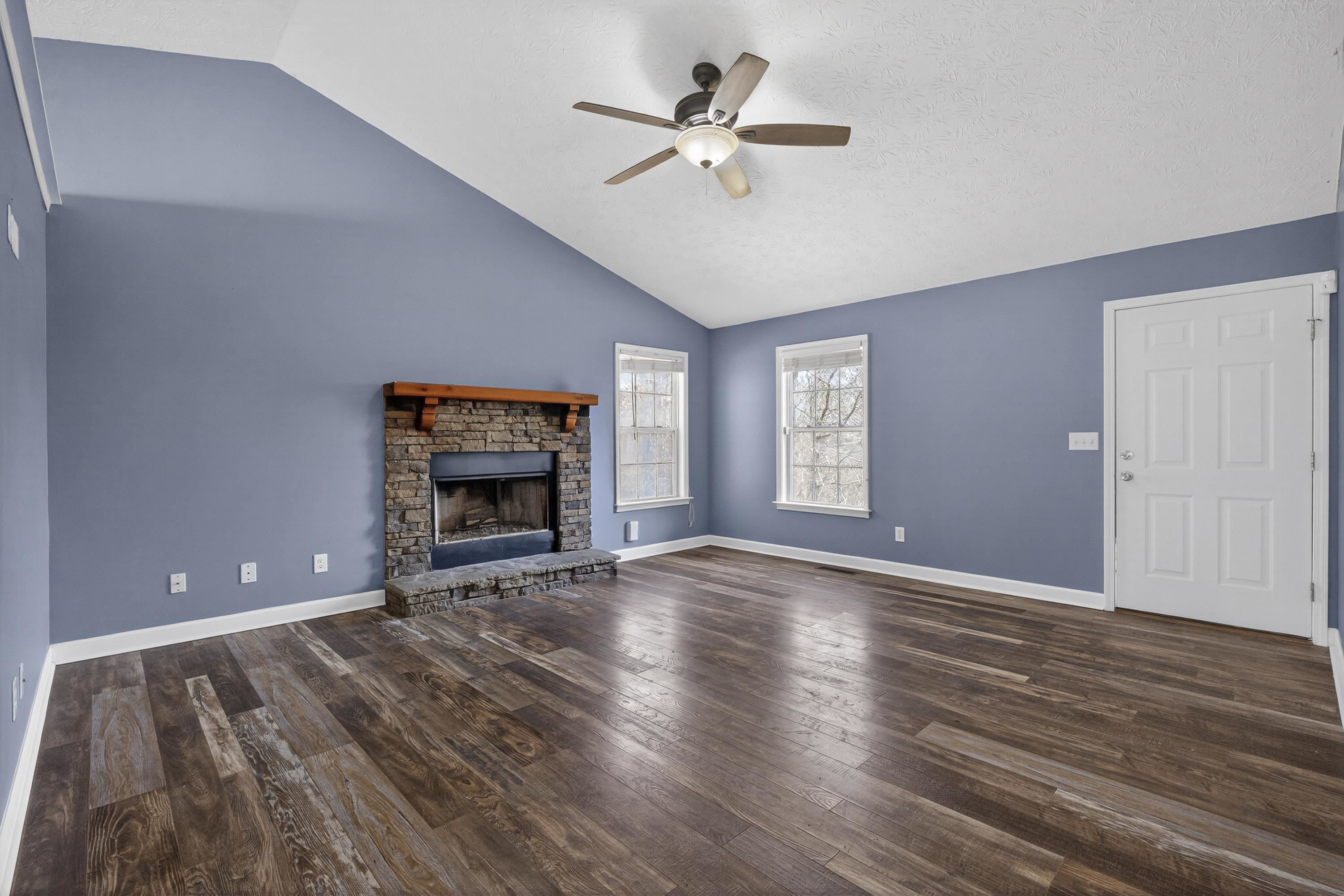 180 ANCHOR POINT DRIVE