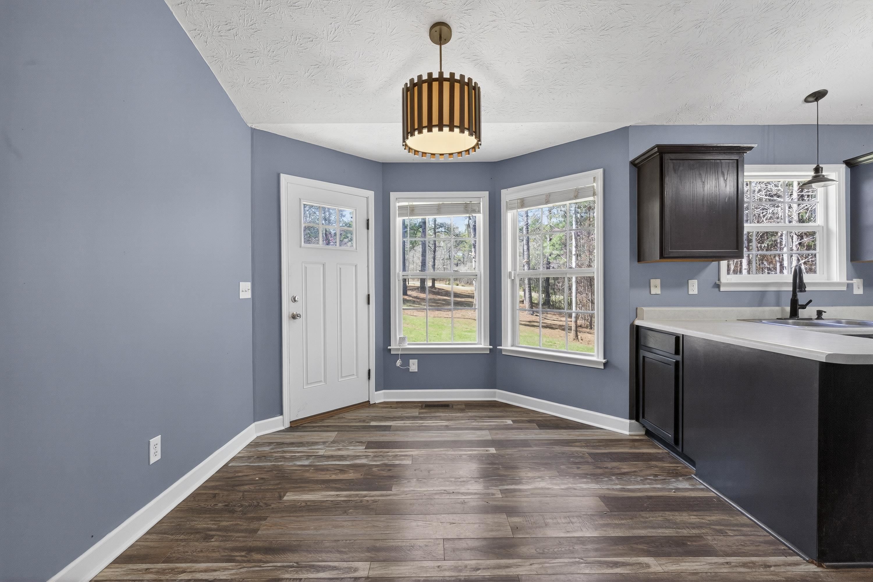 180 ANCHOR POINT DRIVE