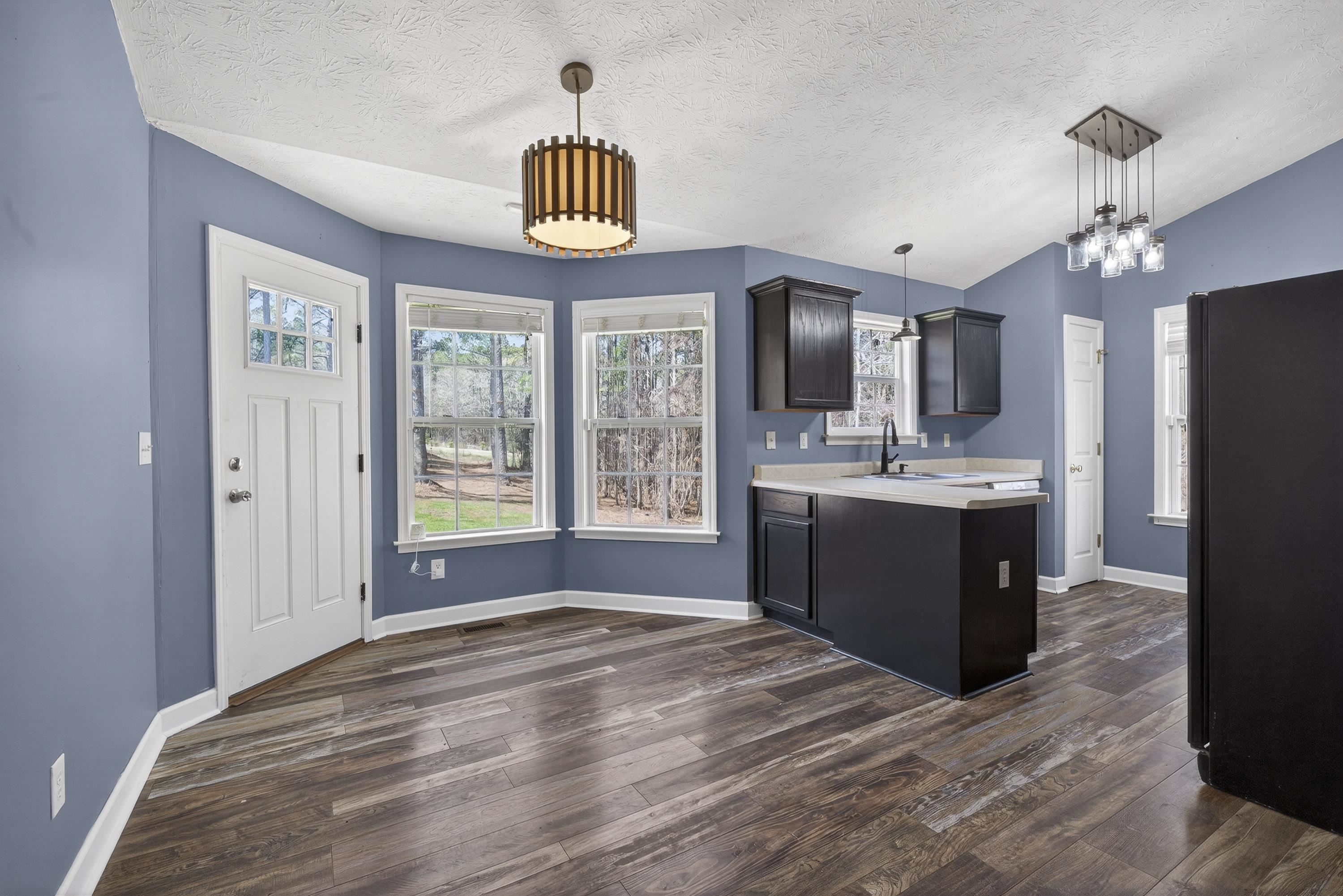 180 ANCHOR POINT DRIVE