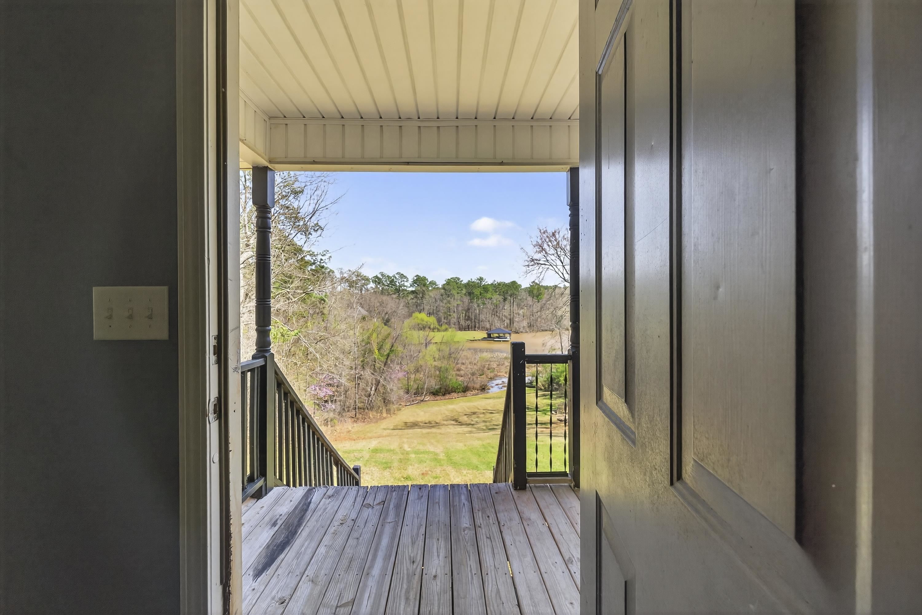 180 ANCHOR POINT DRIVE