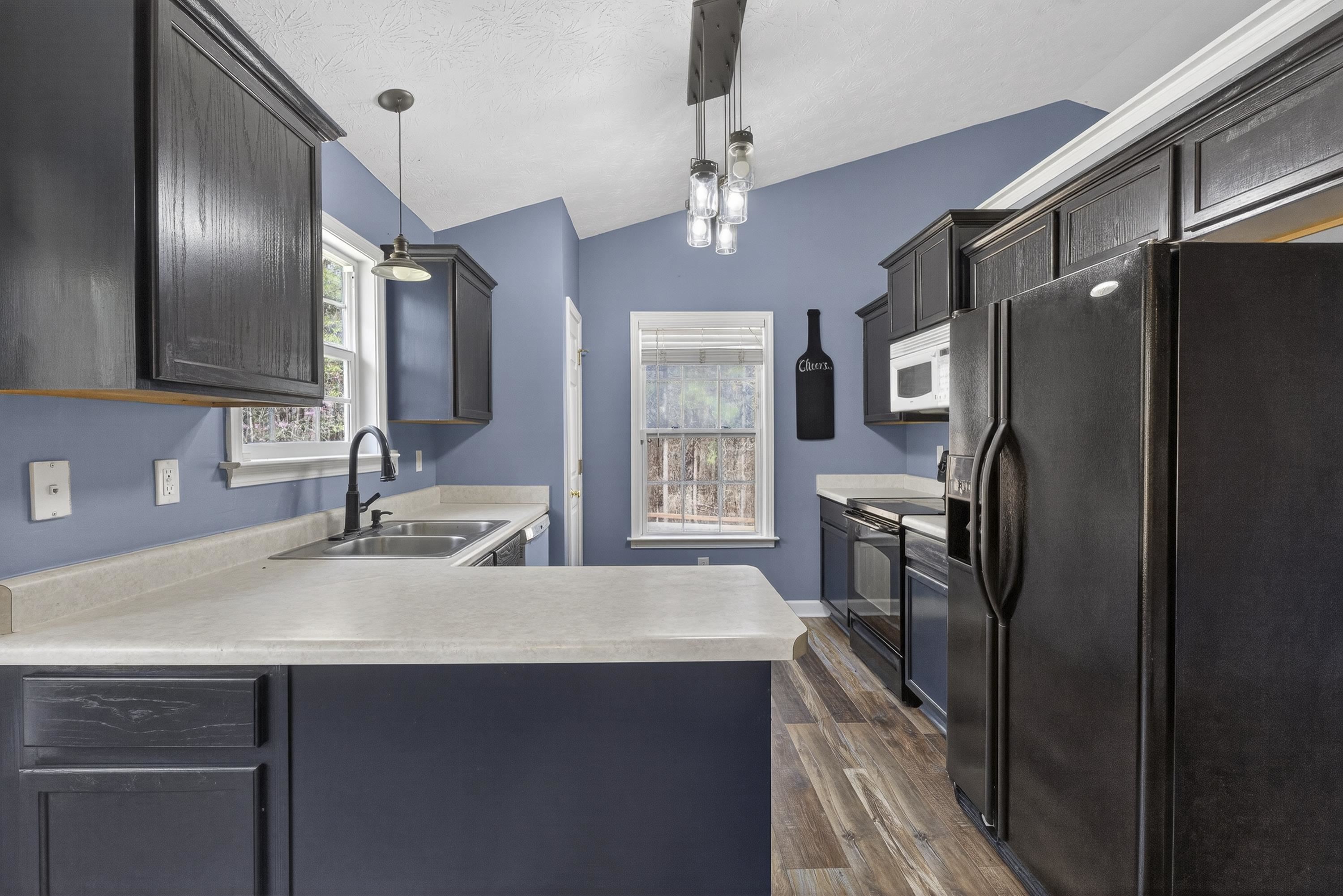 180 ANCHOR POINT DRIVE