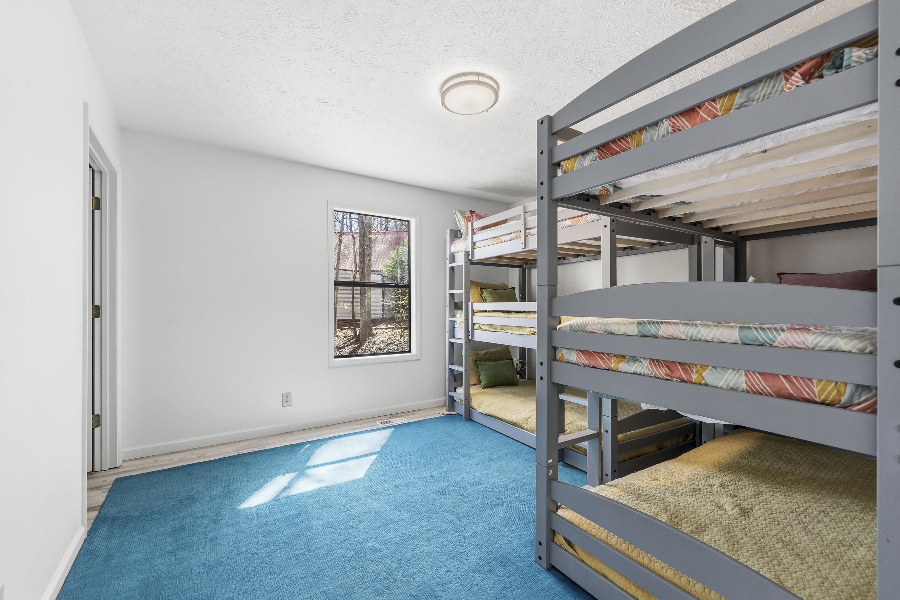 268 W RIVER BEND DRIVE