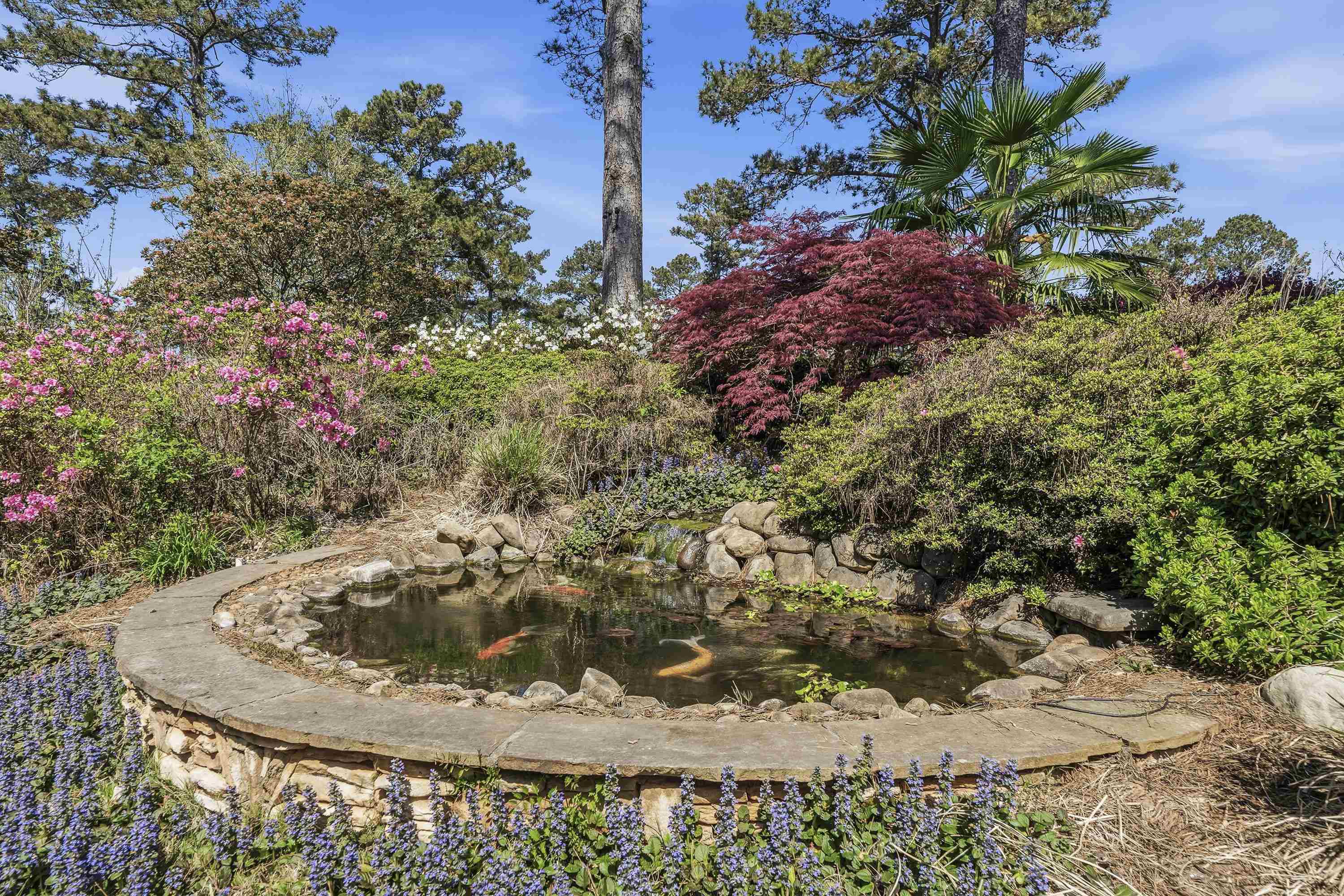 137 IRON HORSE DRIVE