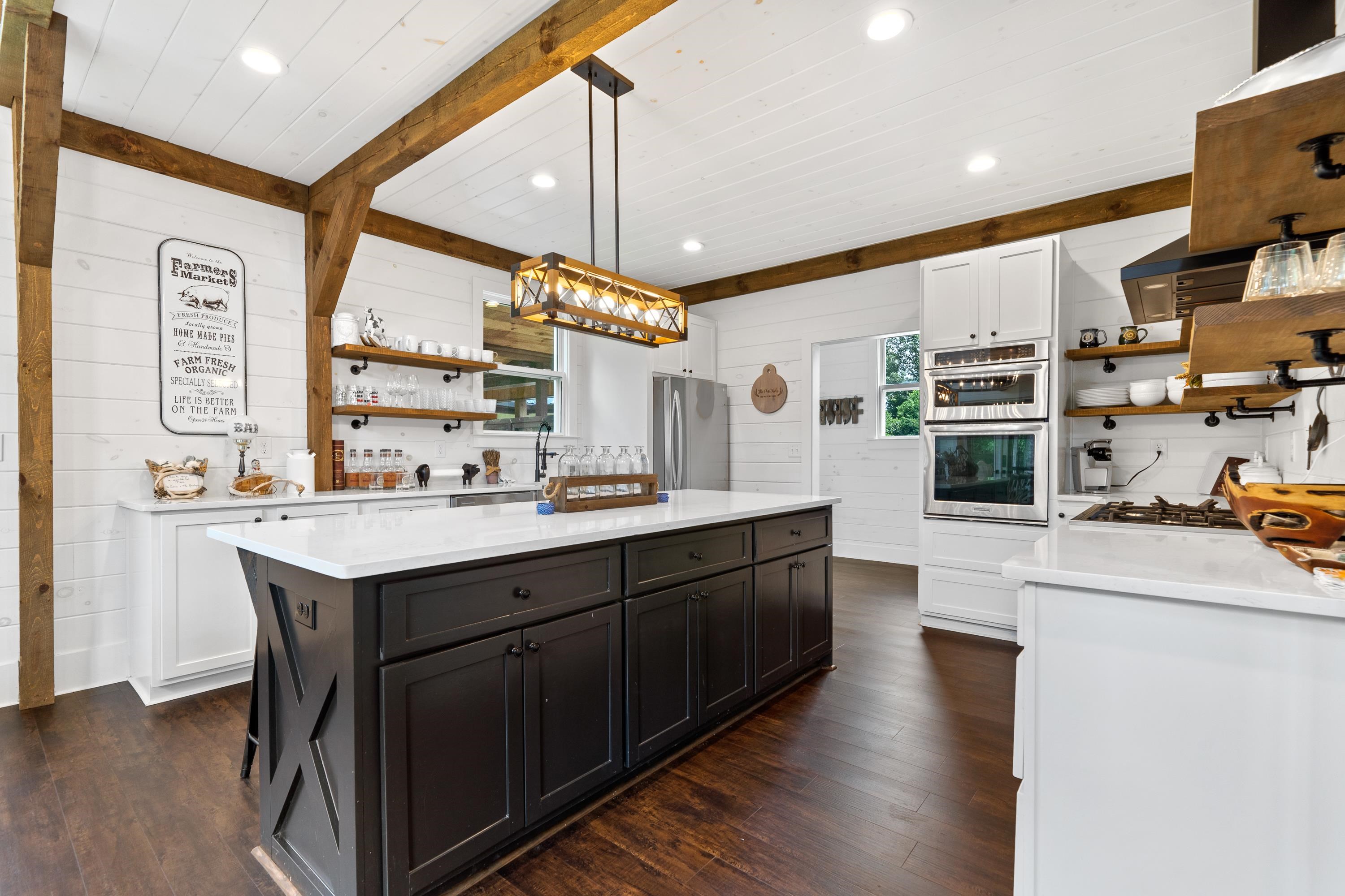 5880 MADISON HIGHWAY