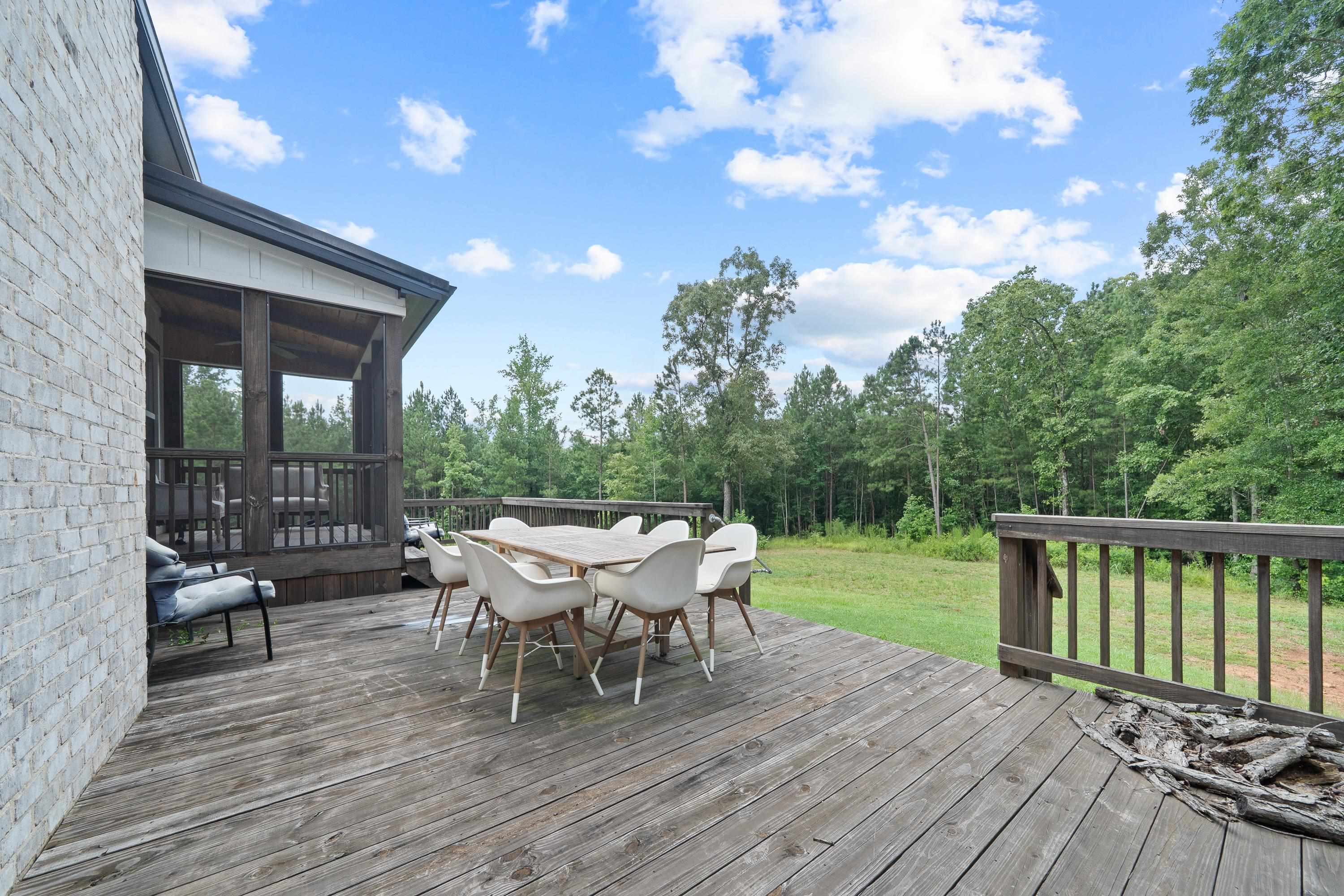 5880 MADISON HIGHWAY