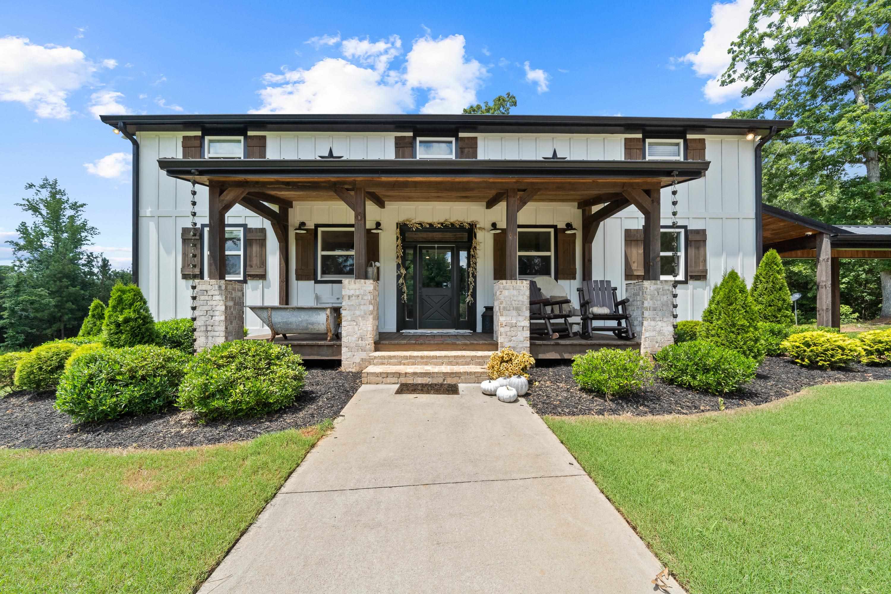 5880 MADISON HIGHWAY