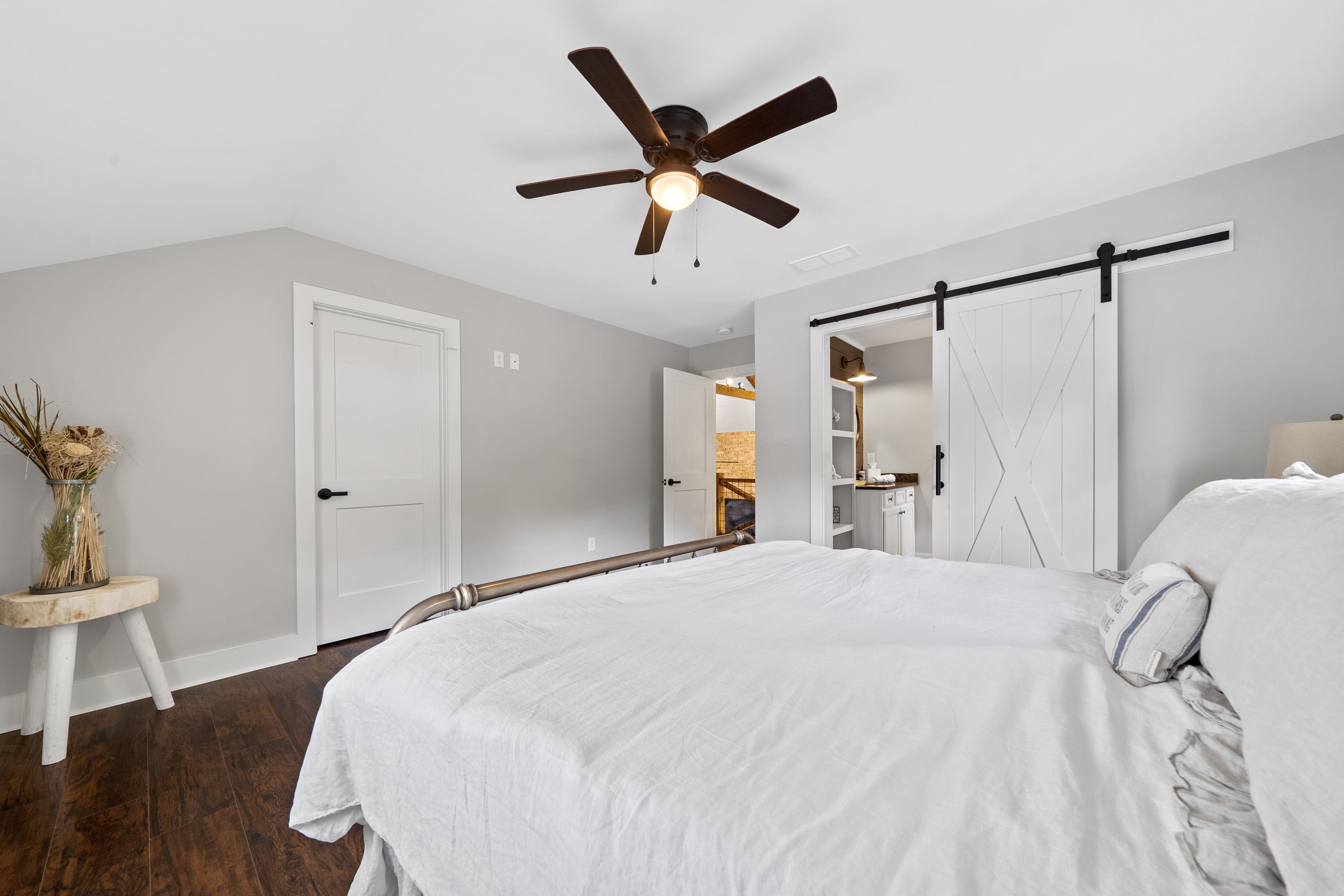 5880 MADISON HIGHWAY