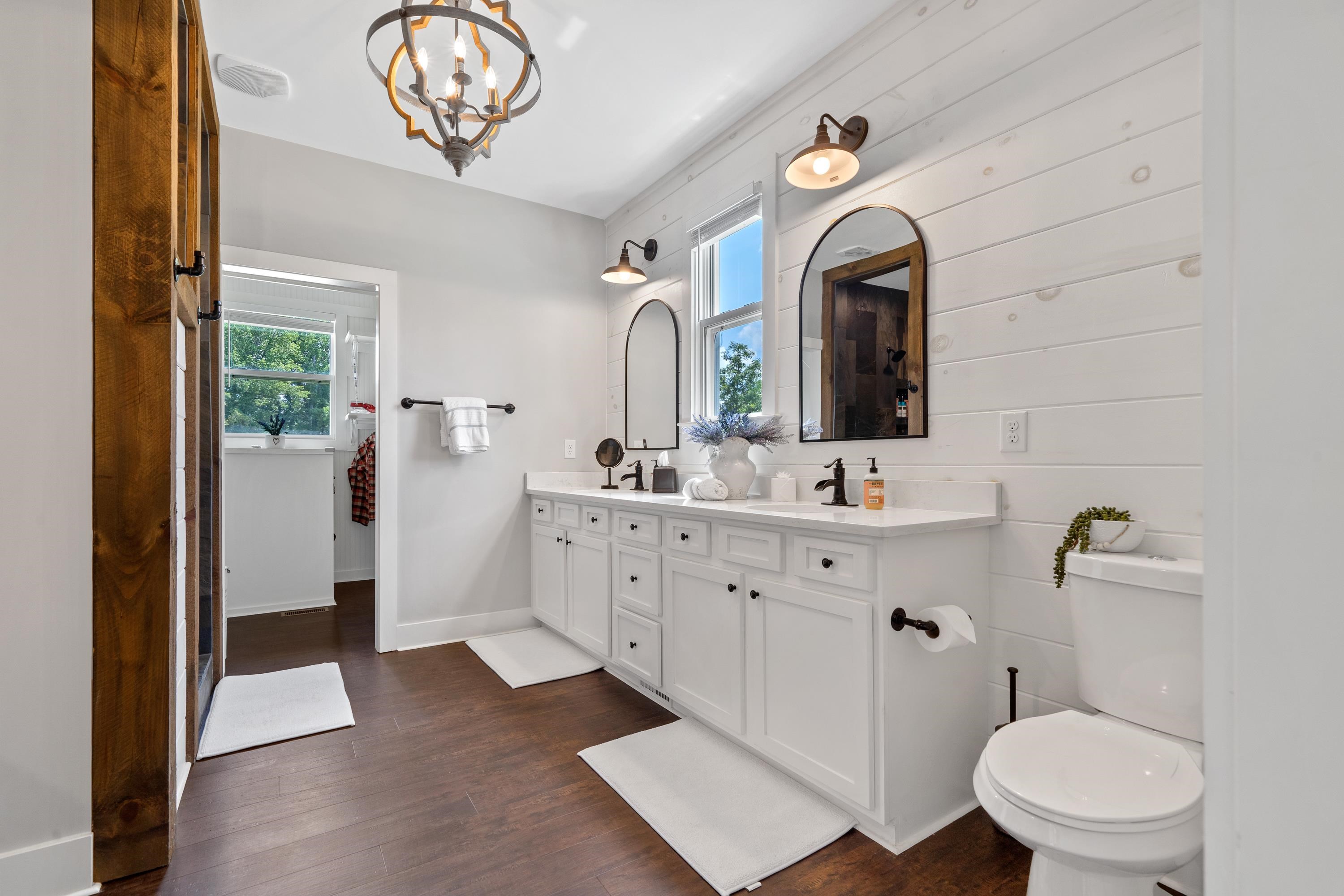 5880 MADISON HIGHWAY