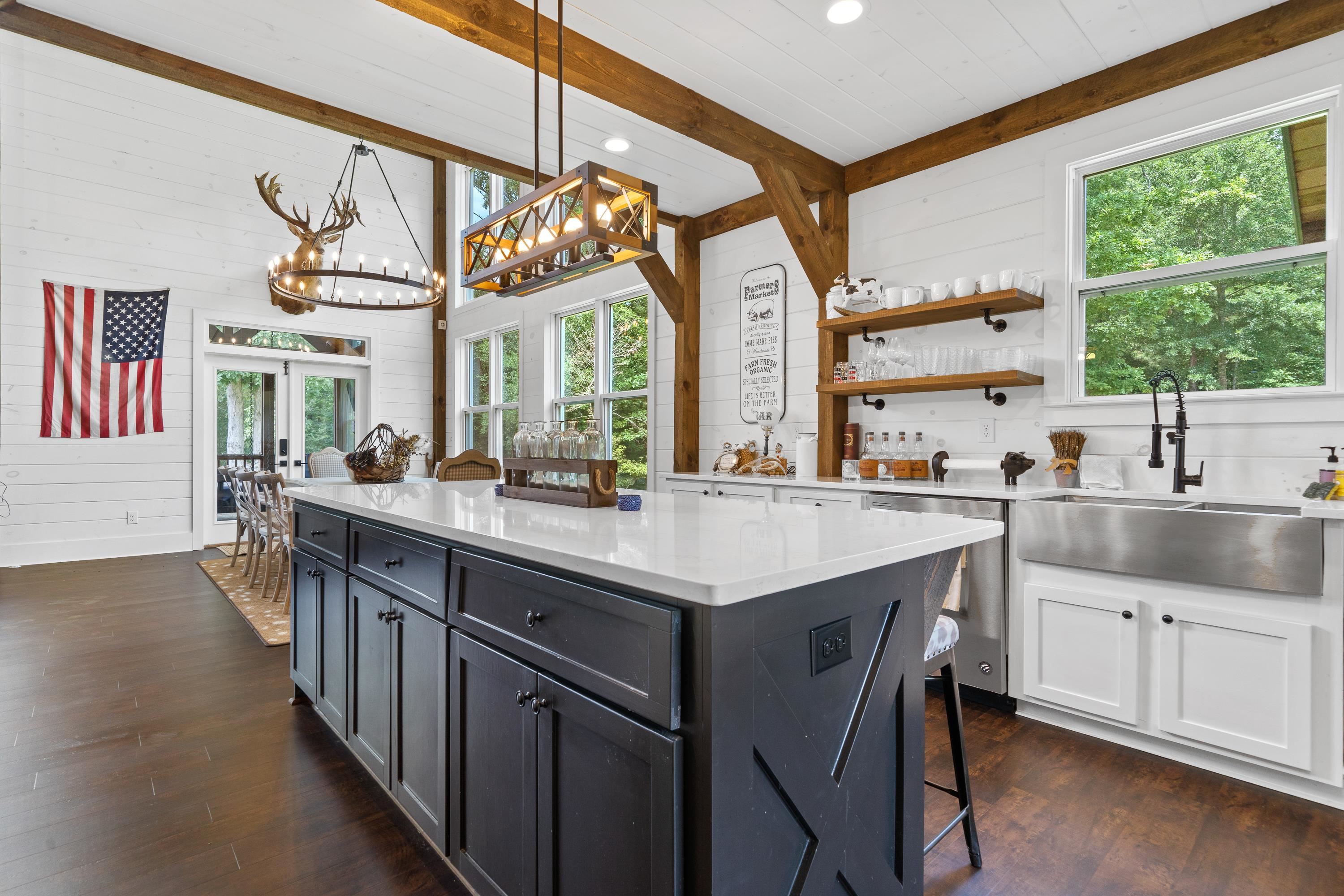 5880 MADISON HIGHWAY