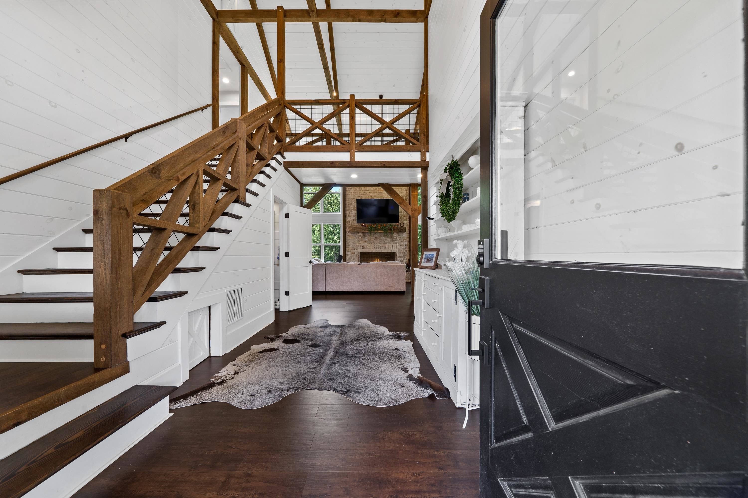 5880 MADISON HIGHWAY