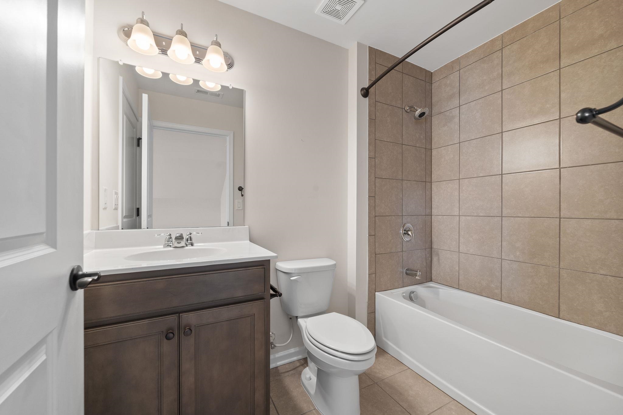 1011 DELMARINA STREET