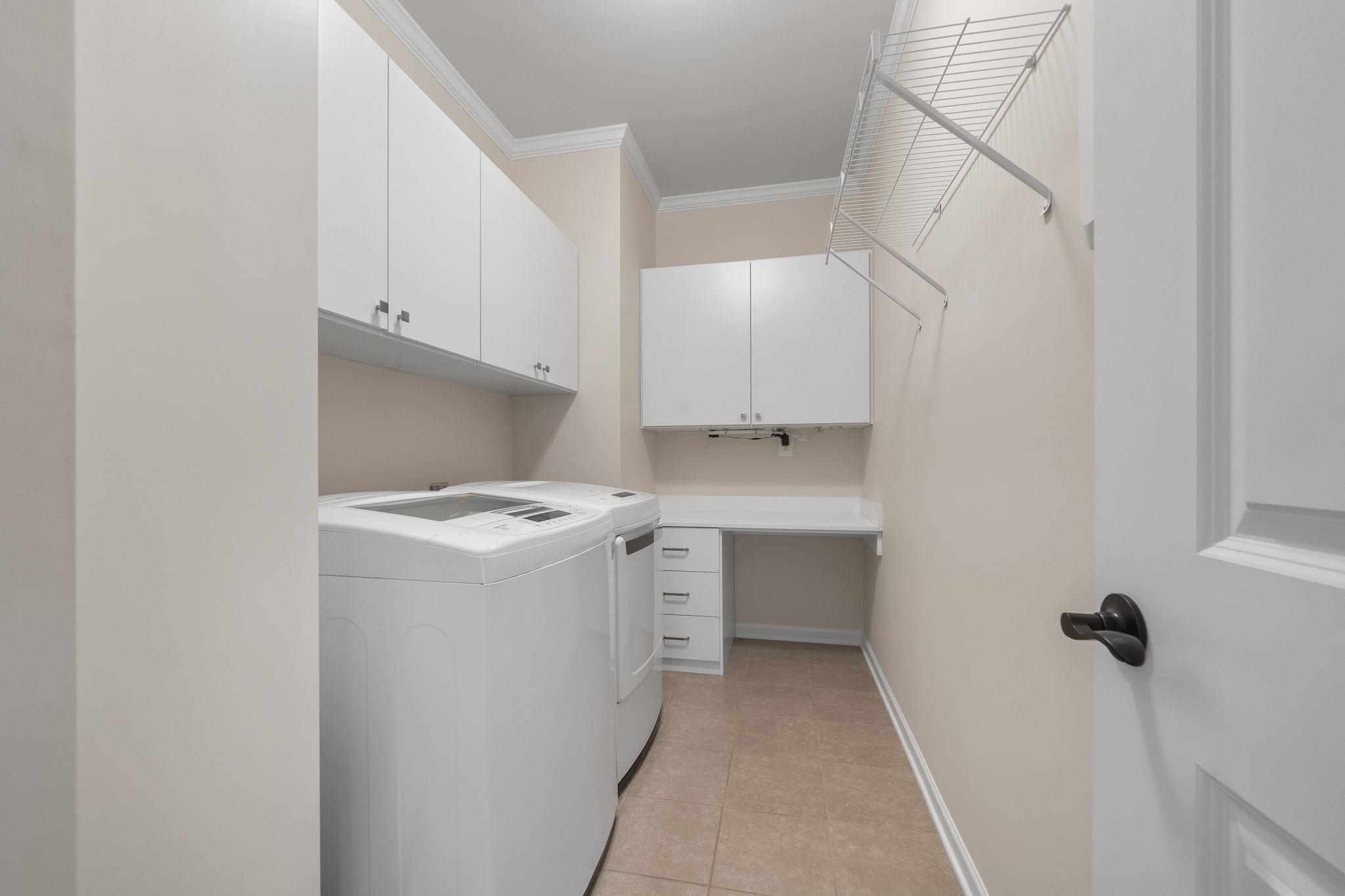 1011 DELMARINA STREET