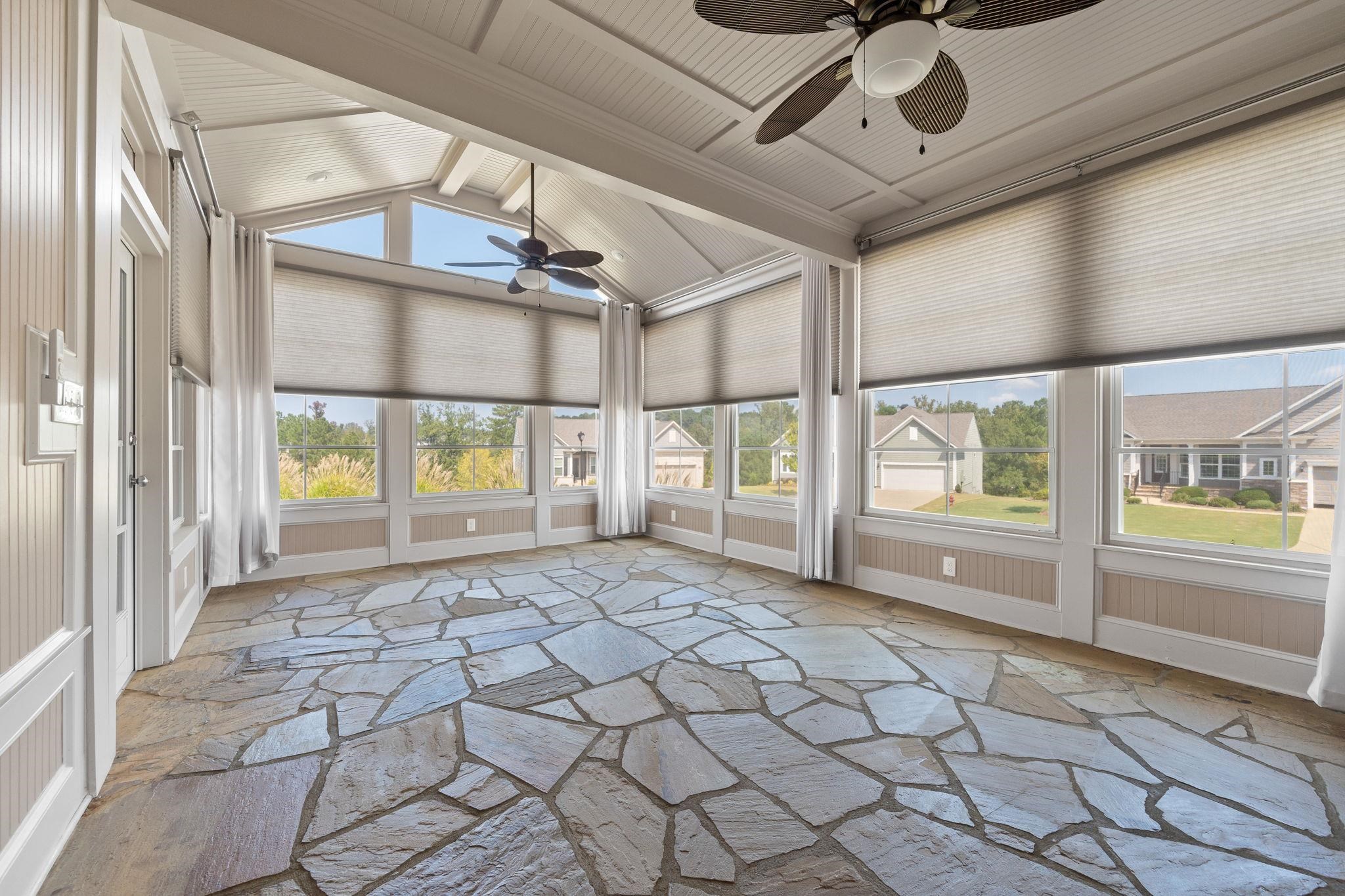 1011 DELMARINA STREET