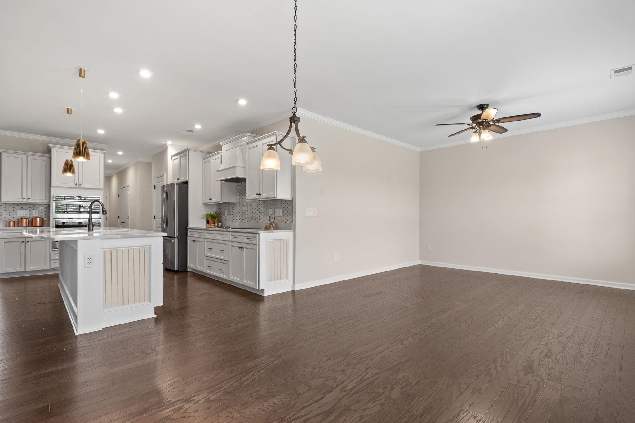 1011 DELMARINA STREET