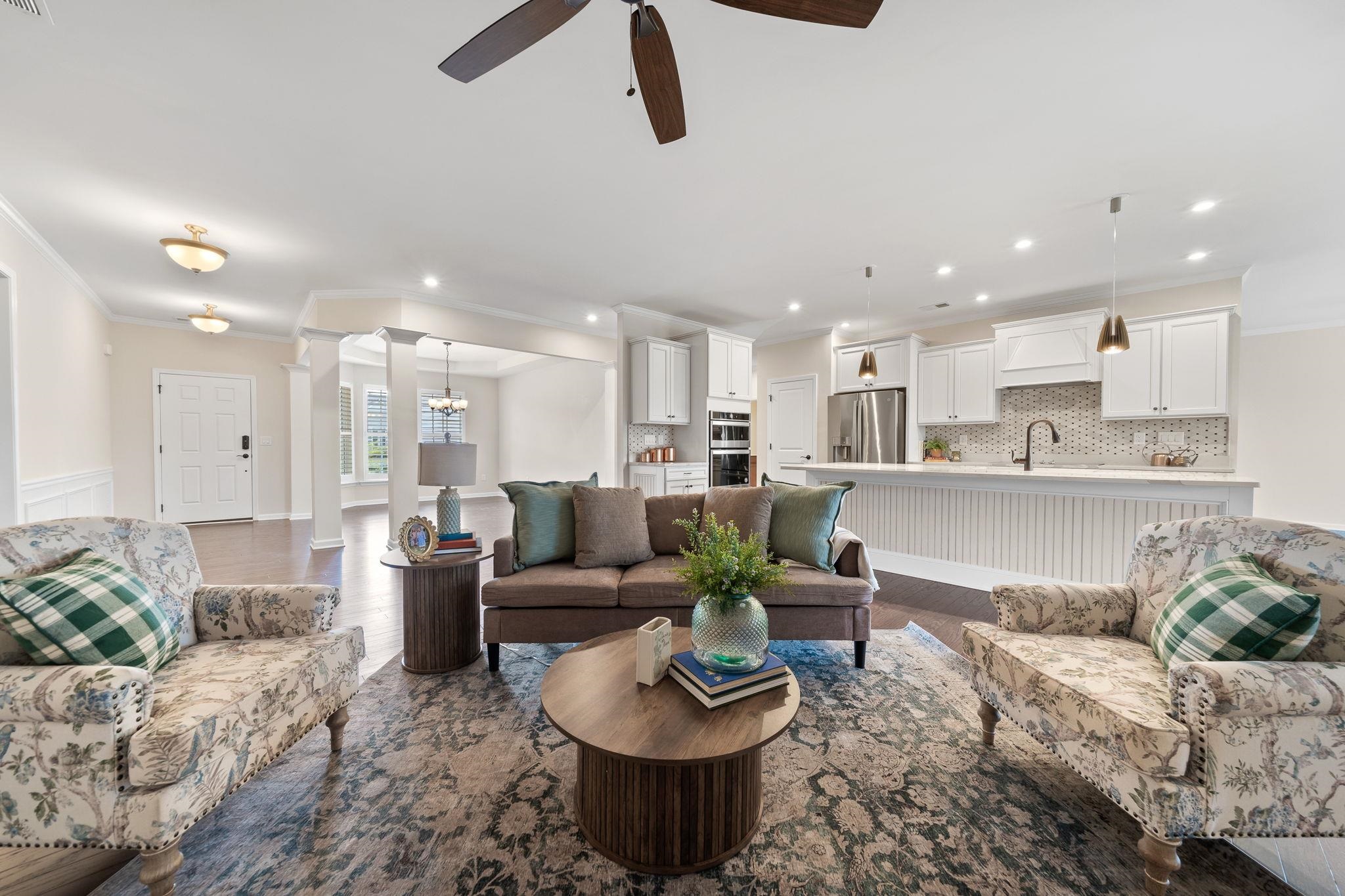 1011 DELMARINA STREET